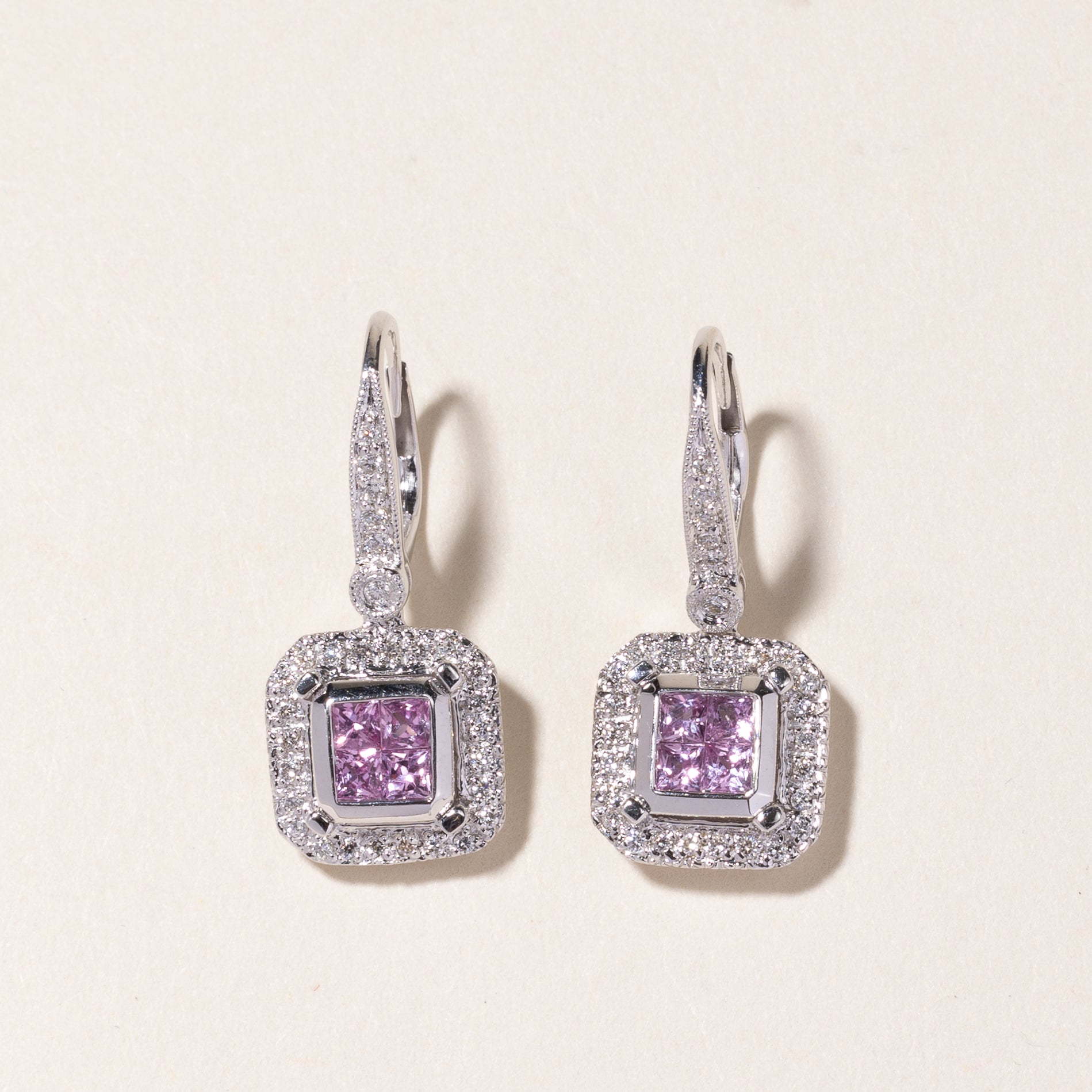 Boucles d'oreilles pendantes en or blanc 14 carats, saphir rose et diamants | 0,78 ct, 0,34 ct |