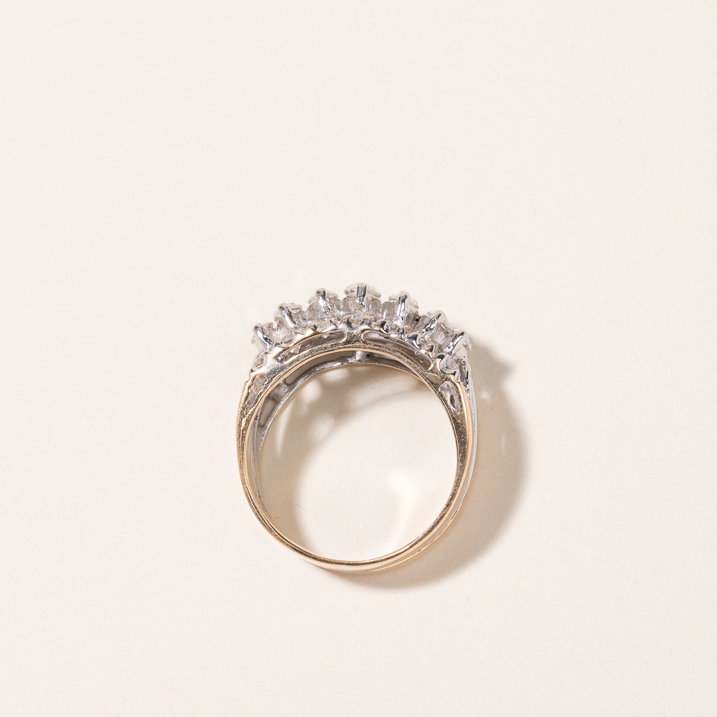Bague en or jaune 18 carats sertie de trois rangées de diamants | 1,27 ct au total | Taille 5,25