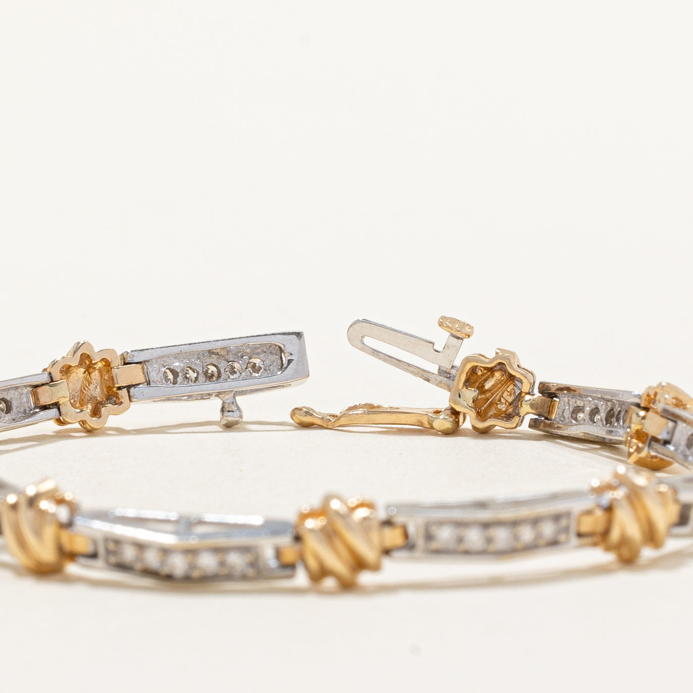 Channel Set Diamond Bracelet | 0.84ctw | 7" |