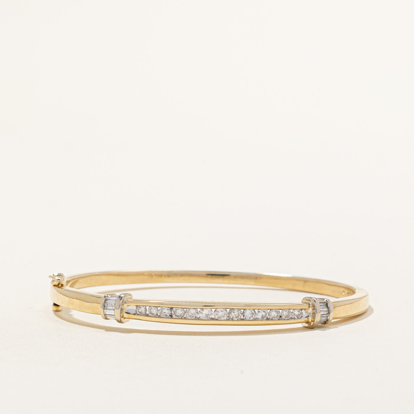Channel Set Diamonds | 0.75ctw | 6.5" |
