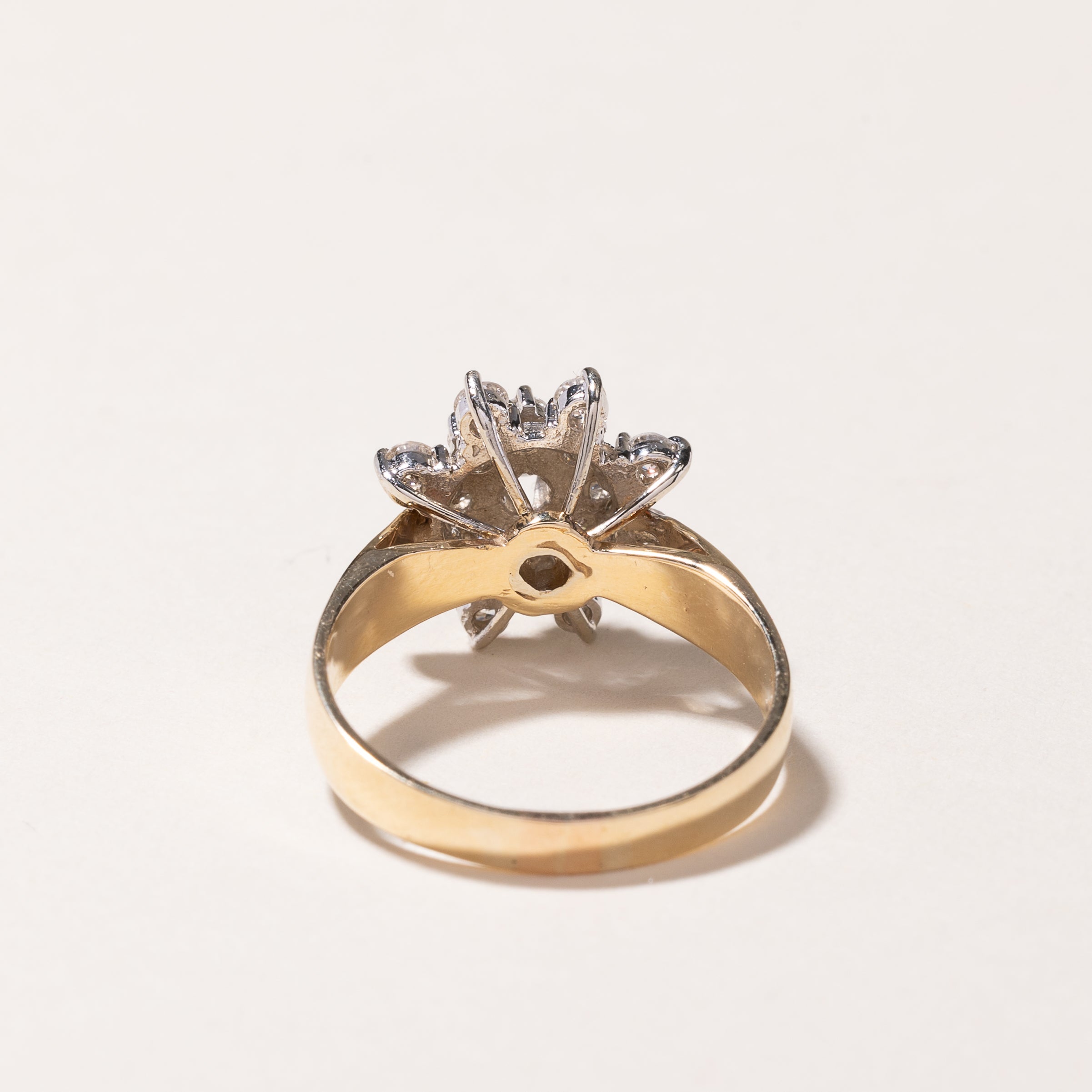 14k Yellow Gold Cluster Diamond Ring | 0.89ctw | SZ 7