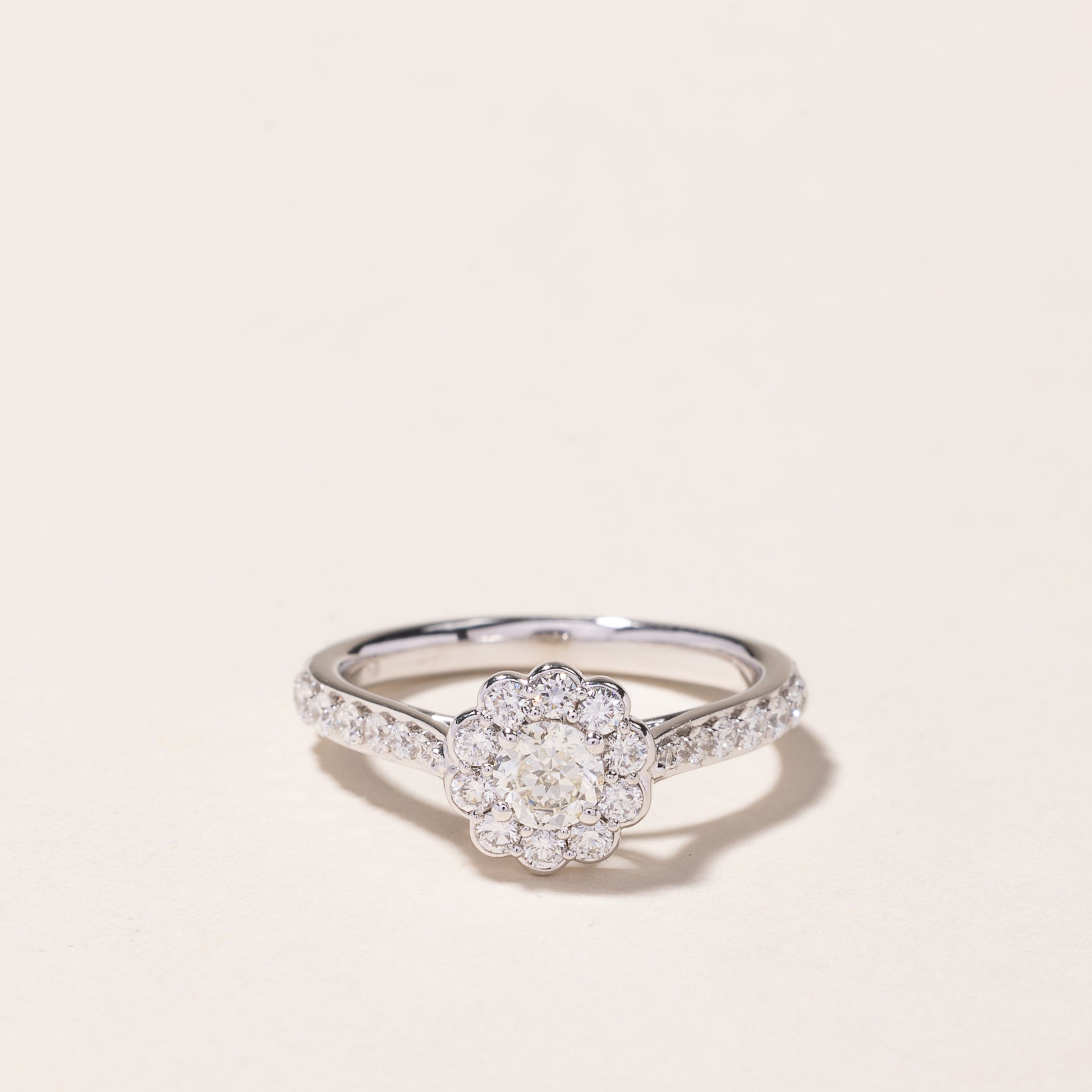 14k White Gold Cluster Diamond Ring | 0.75ctw | SZ 5