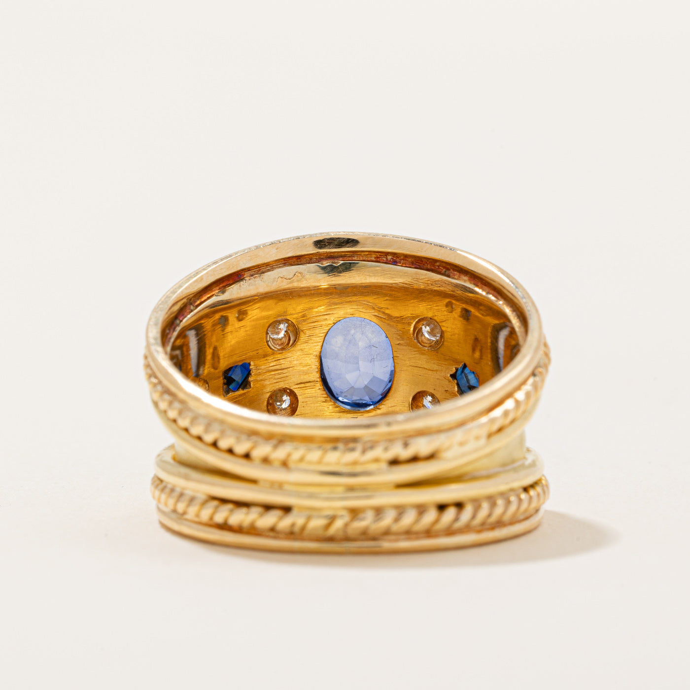 Bague cocktail saphir et diamants | 1,74 ct, 0,17 ct | Taille 9,75 |