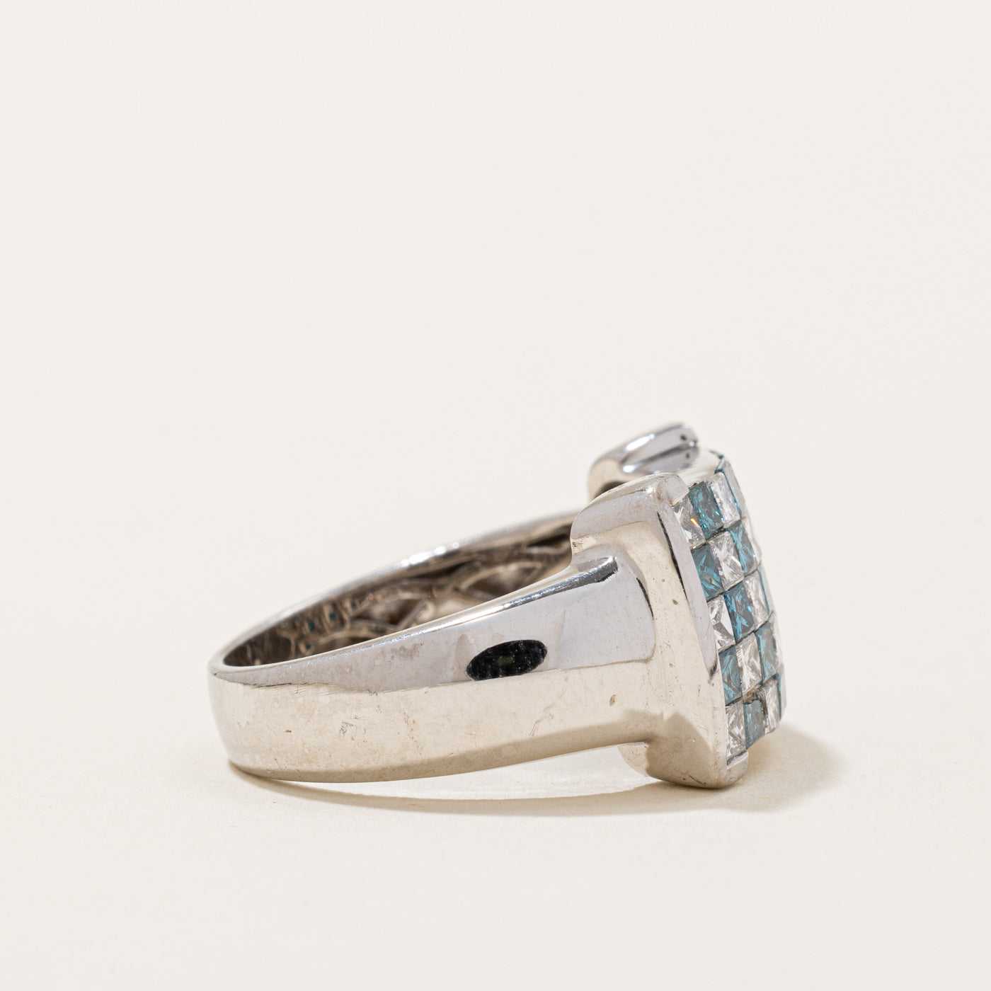 Gray Blue & White Diamond Checkerboard Ring | 0.93ctw, 0.91ctw | SZ 6.5 |