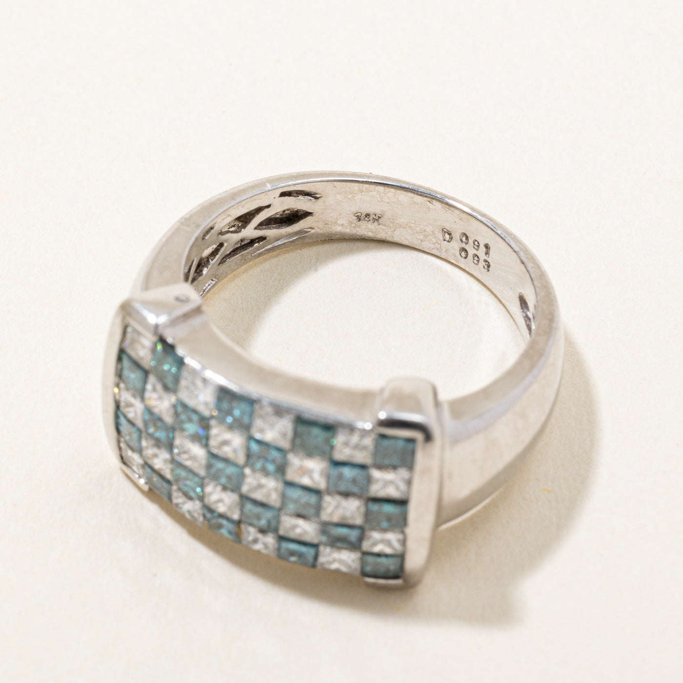 Gray Blue & White Diamond Checkerboard Ring | 0.93ctw, 0.91ctw | SZ 6.5 |