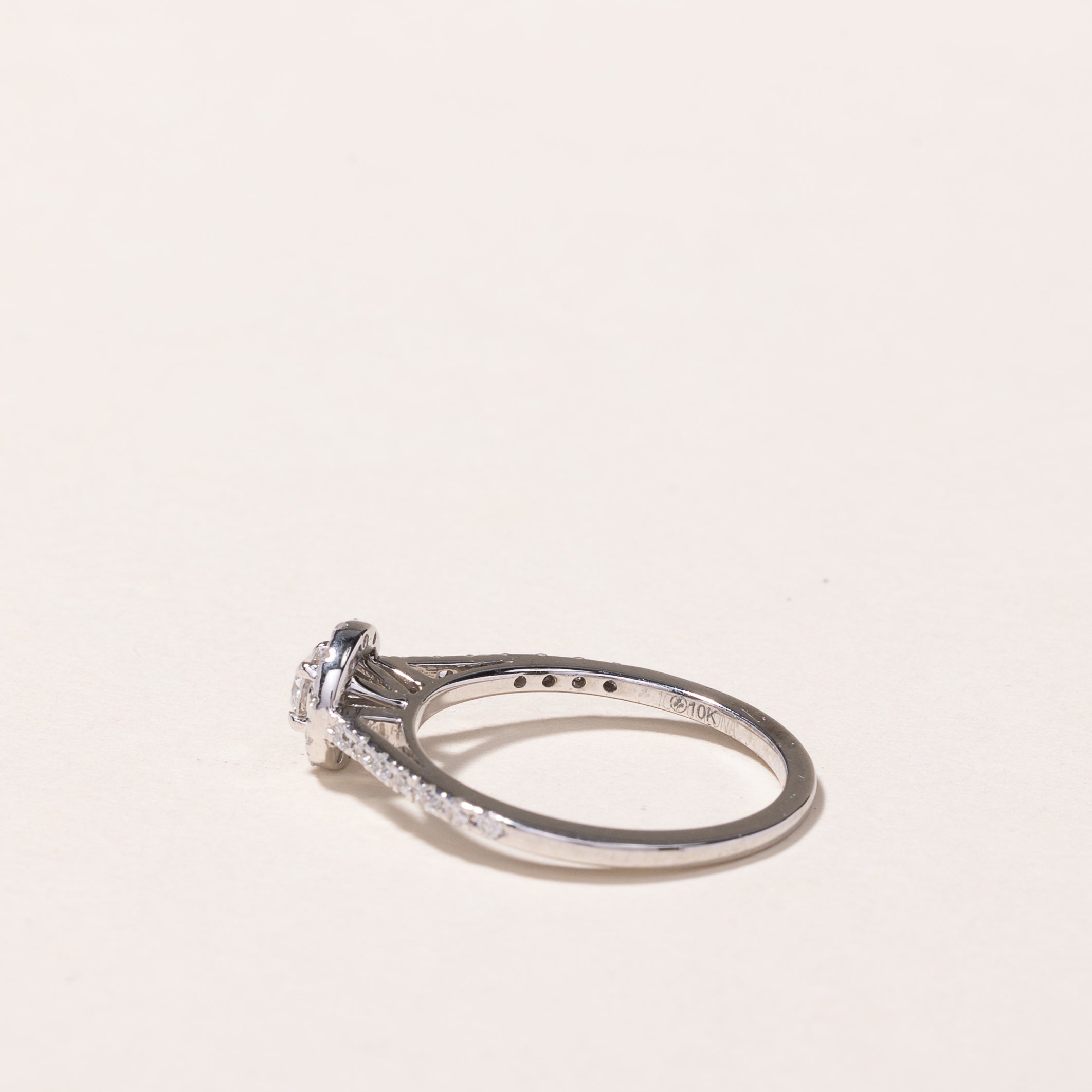 Bague halo en or blanc 10 carats avec diamants | 0,40 ct | Taille 5