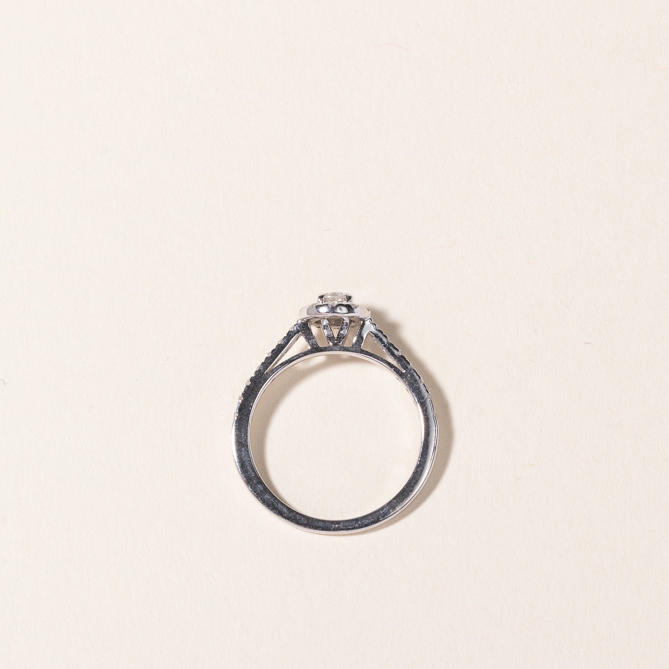 Bague halo en or blanc 10 carats avec diamants | 0,40 ct | Taille 5