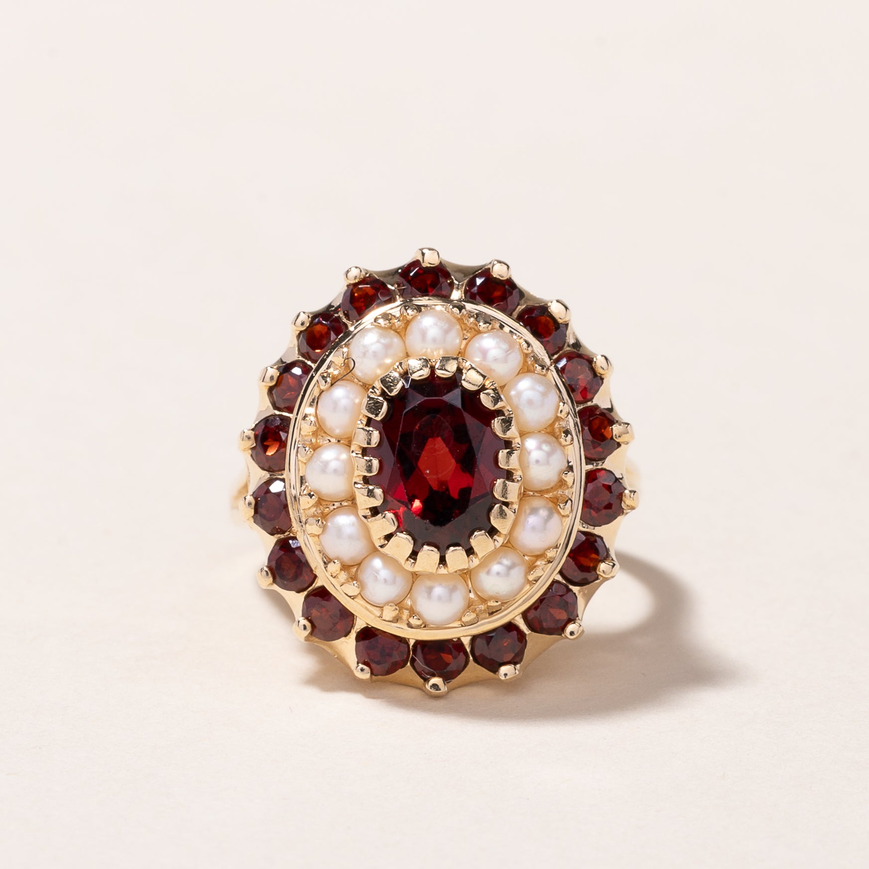 14k Yellow Gold Garnet & Pearl Ring | 2.74ctw, 2.00-2.50mm | SZ 4.5