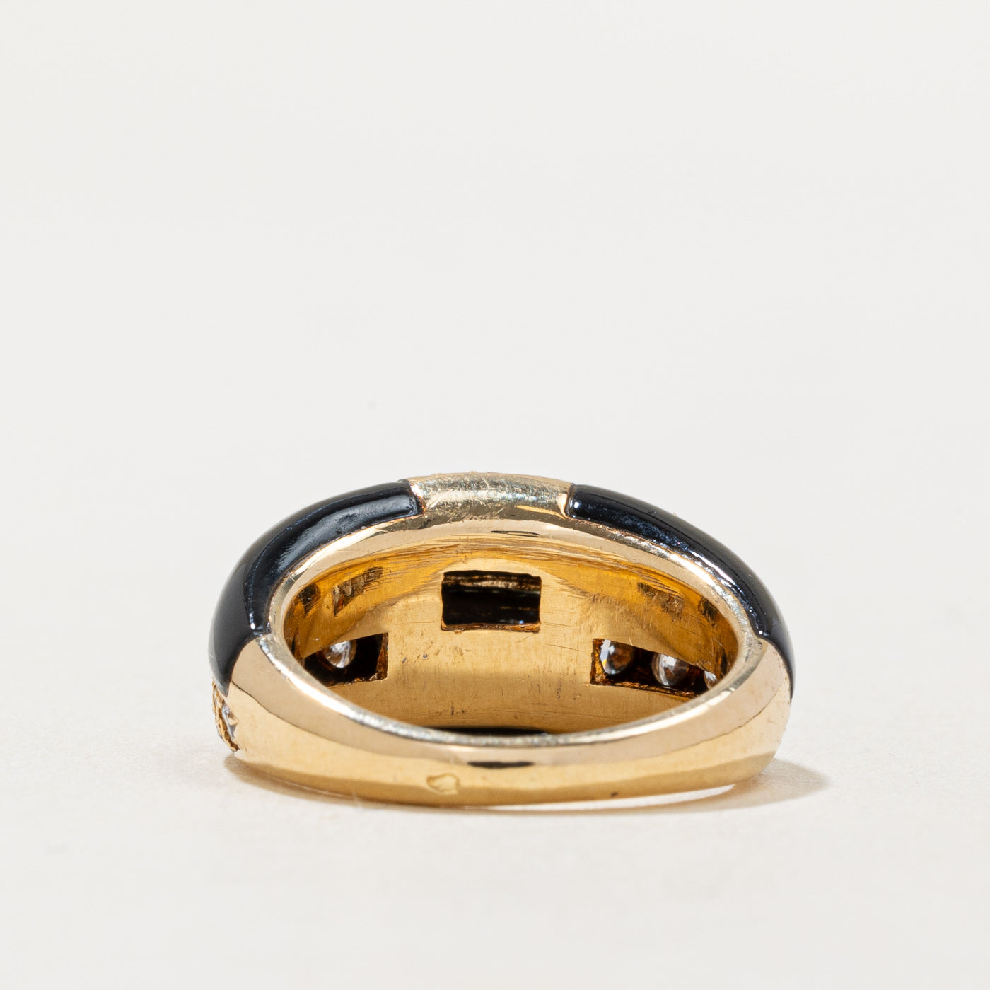 Bague en onyx et diamants | 15 mm x 6 mm, 1,2 ct | Taille 4,75 |
