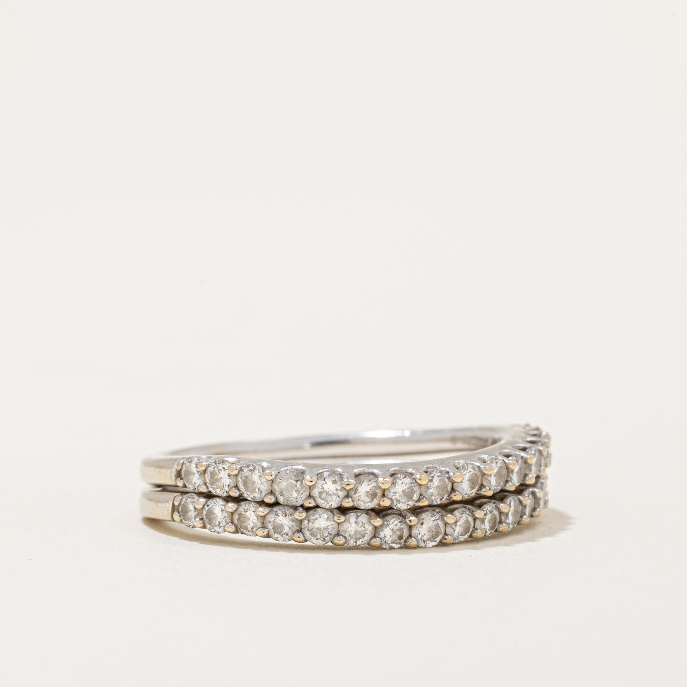 Alliances jumelées semi-éternité en diamants | 1,00 ct au total | Taille 8 |