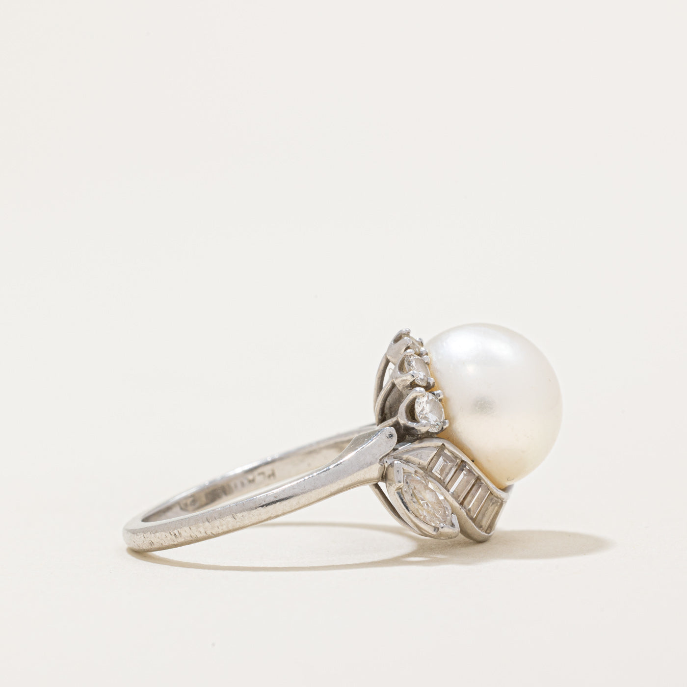 South Sea Pearl & Diamond Cocktail Ring | 0.40ctw | SZ 4.25 |