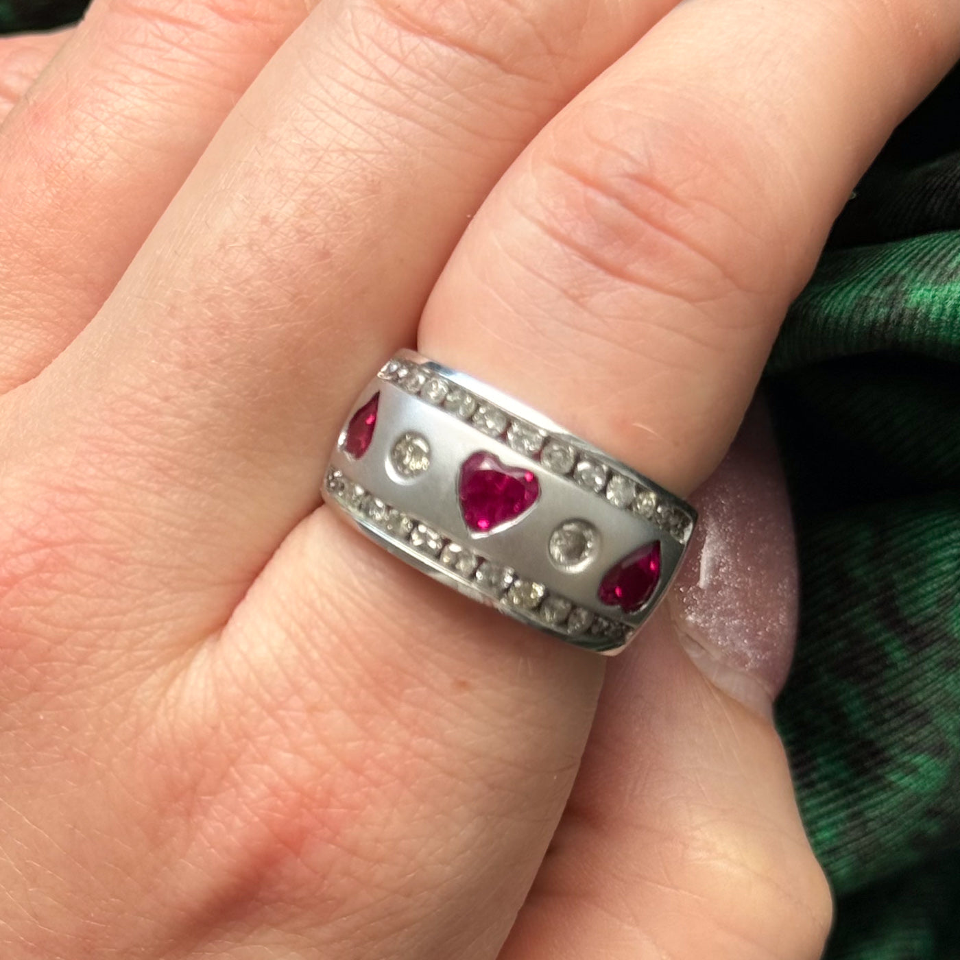 Lab Grown Ruby & Natural Diamond Heart Ring | 0.94ctw | SZ 7 |