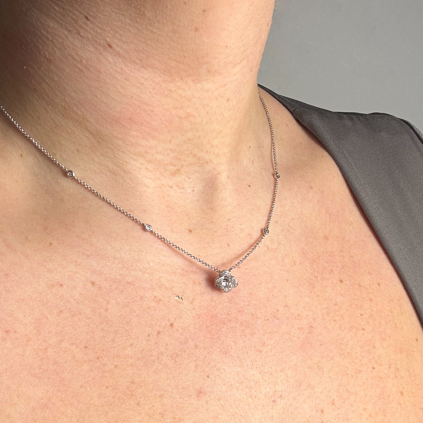 Diamond Flower Pendant Necklace | 0.46ctw | 16" |