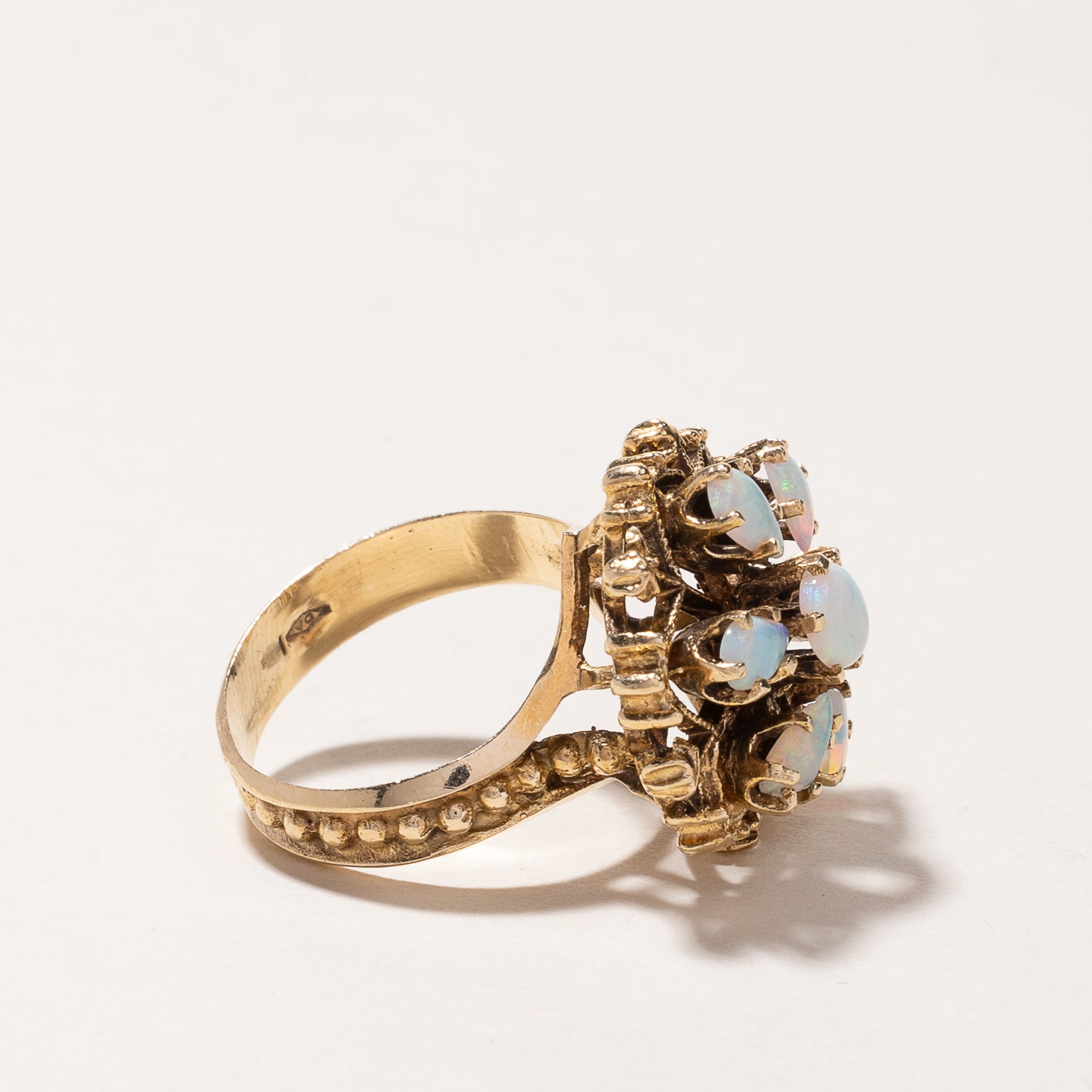 14k Yellow Gold Opal Cocktail Ring | 1.07ctw | SZ 5