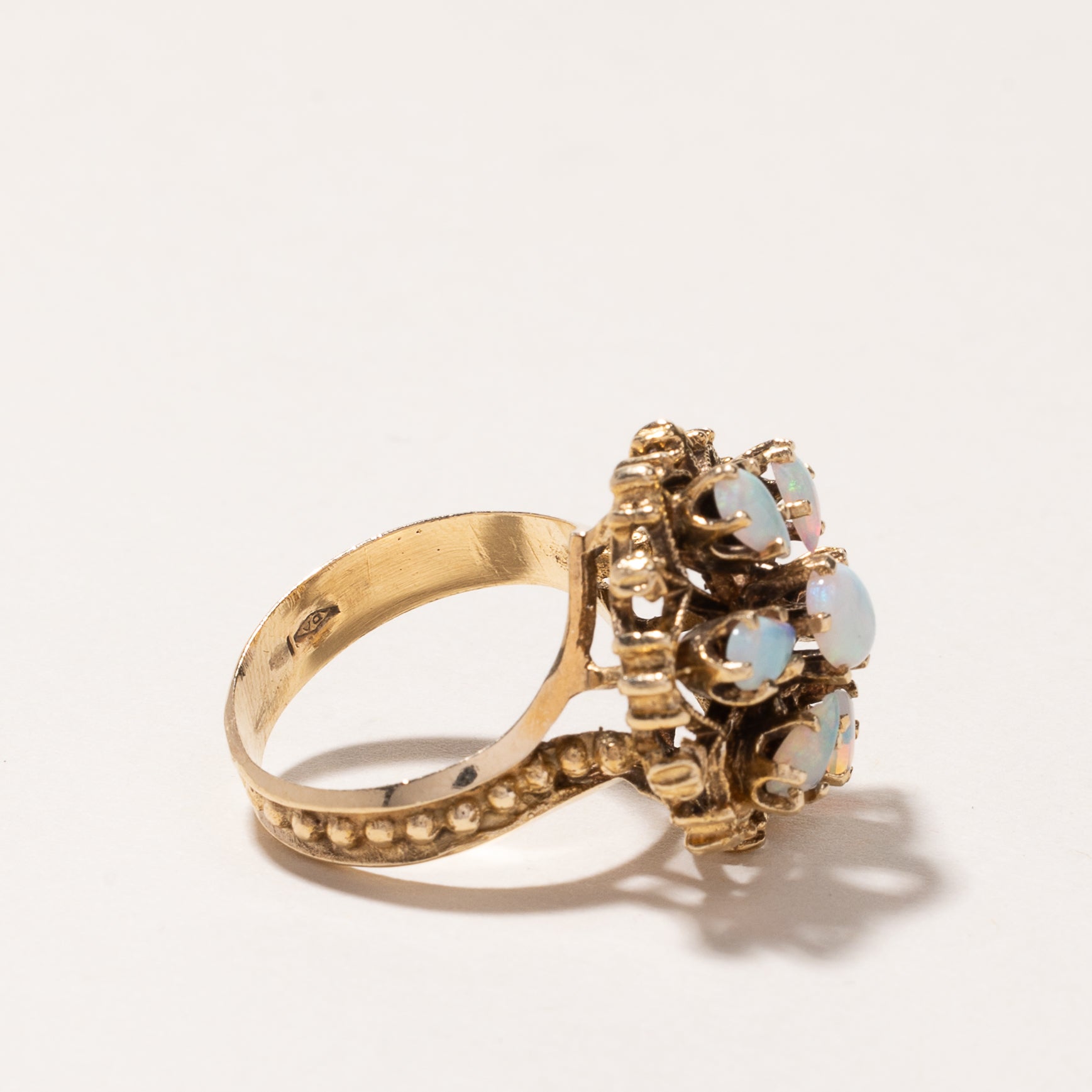 14k Yellow Gold Opal Cocktail Ring | 1.07ctw | SZ 5