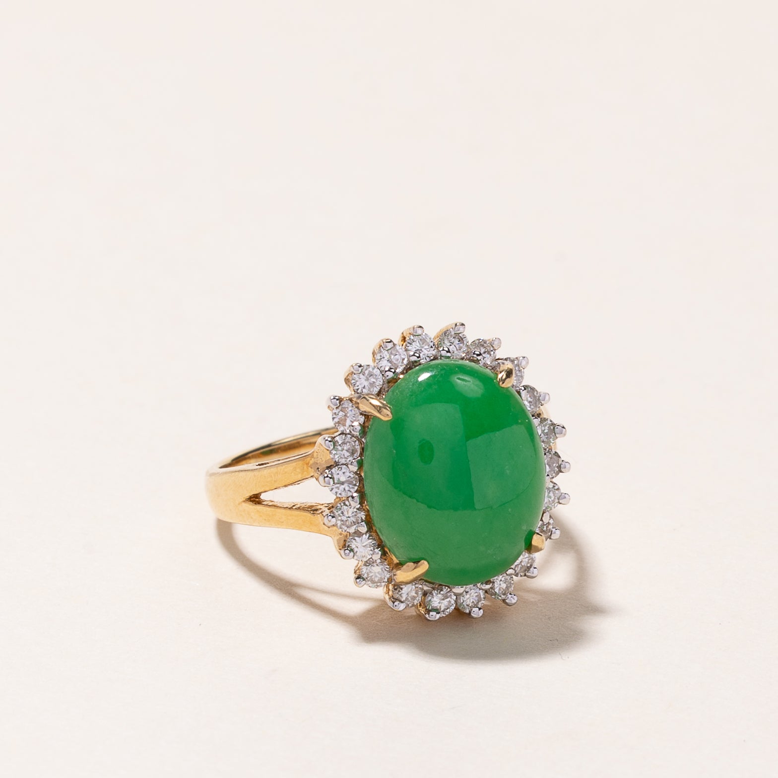 18k Yellow Gold Jade & Diamond Ring | 12.40x10.30x3.80mm, 0.50ctw | SZ 6.5