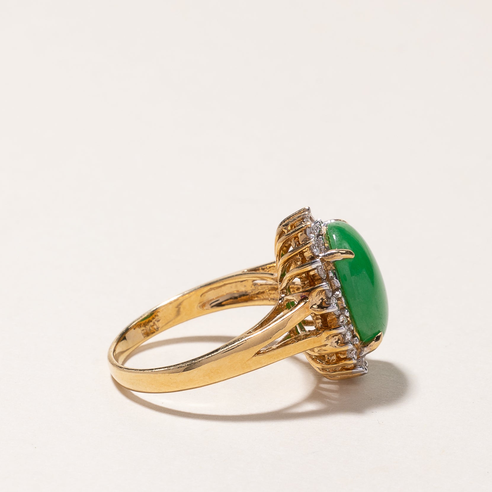 18k Yellow Gold Jade & Diamond Ring | 12.40x10.30x3.80mm, 0.50ctw | SZ 6.5