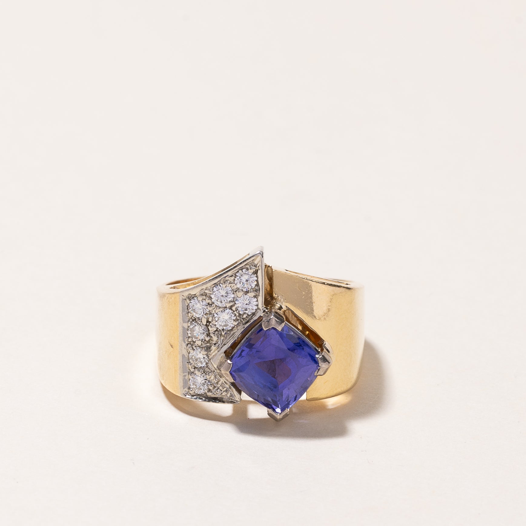 18k Yellow Gold Tanzanite & Diamond Ring | 0.82ct, 0.32ctw | SZ 6.75
