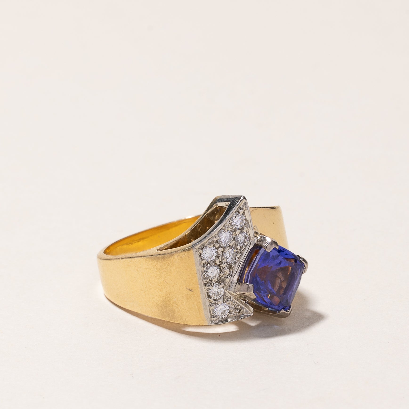18k Yellow Gold Tanzanite & Diamond Ring | 0.82ct, 0.32ctw | SZ 6.75