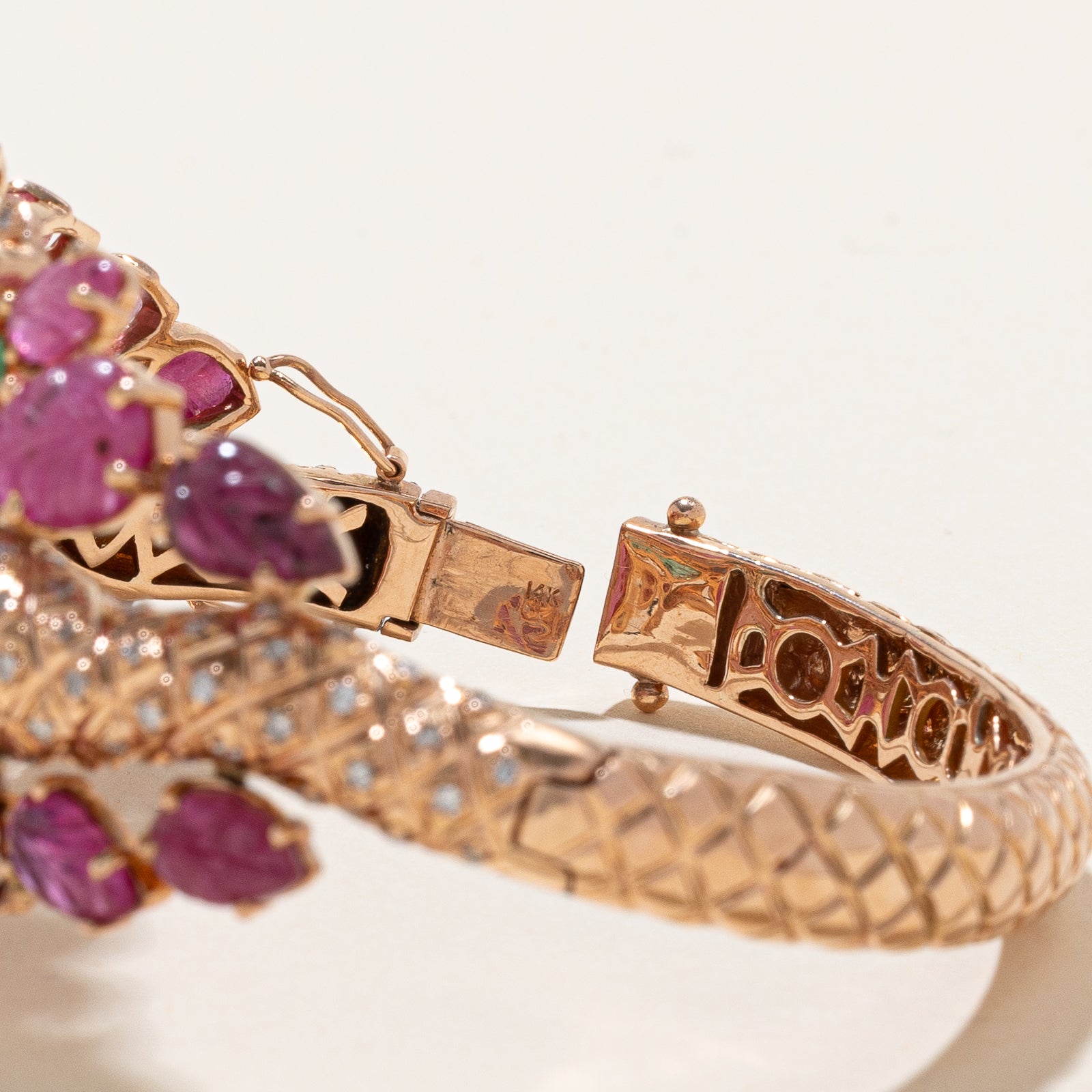 14K Vintage Tutti Frutti Snake Bangle Bracelet | 0.85ctw | 34.56ctw | 8"