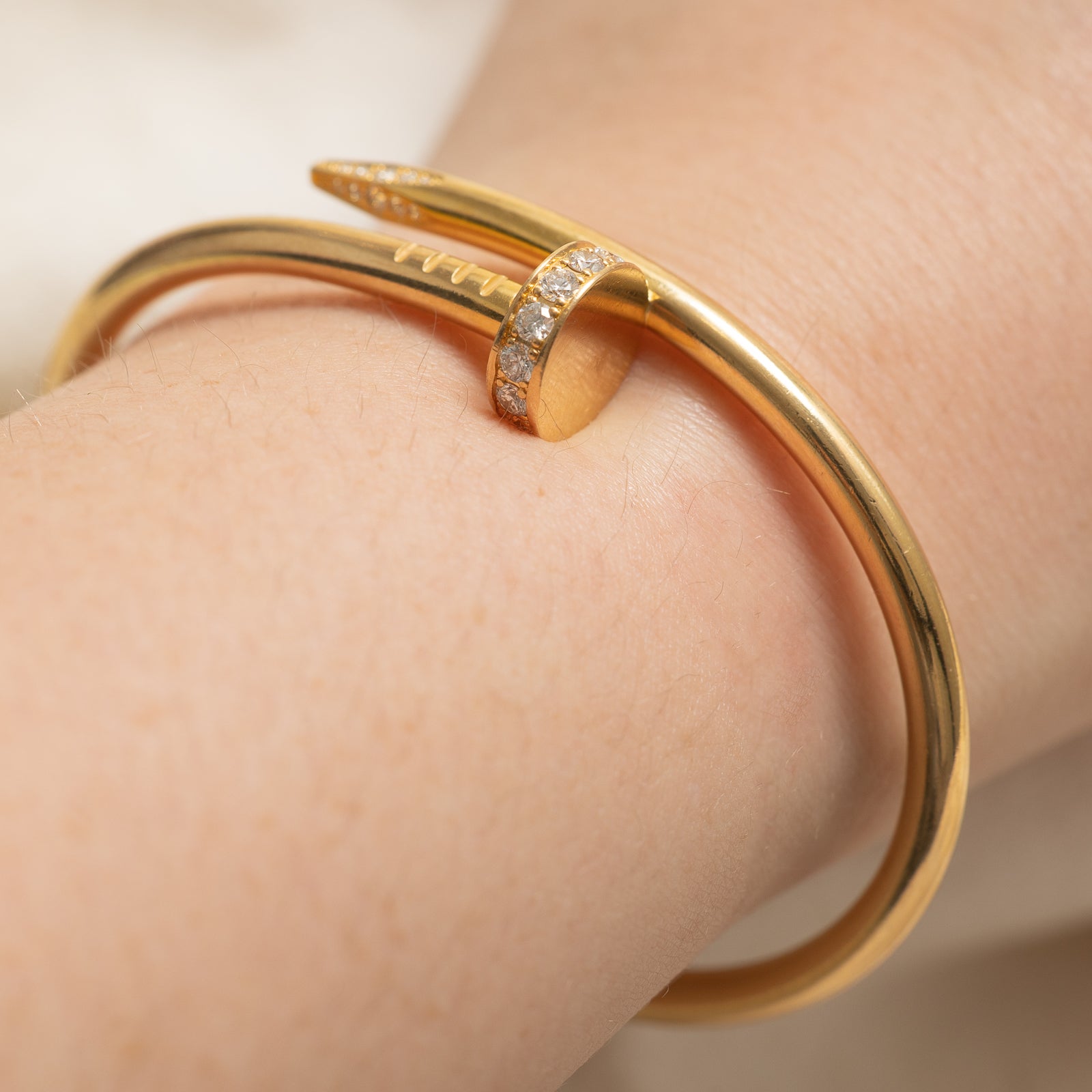 'Cartier' Juste un Clou Bracelet, Classic Model, Diamonds | 30.57ctw | 6"