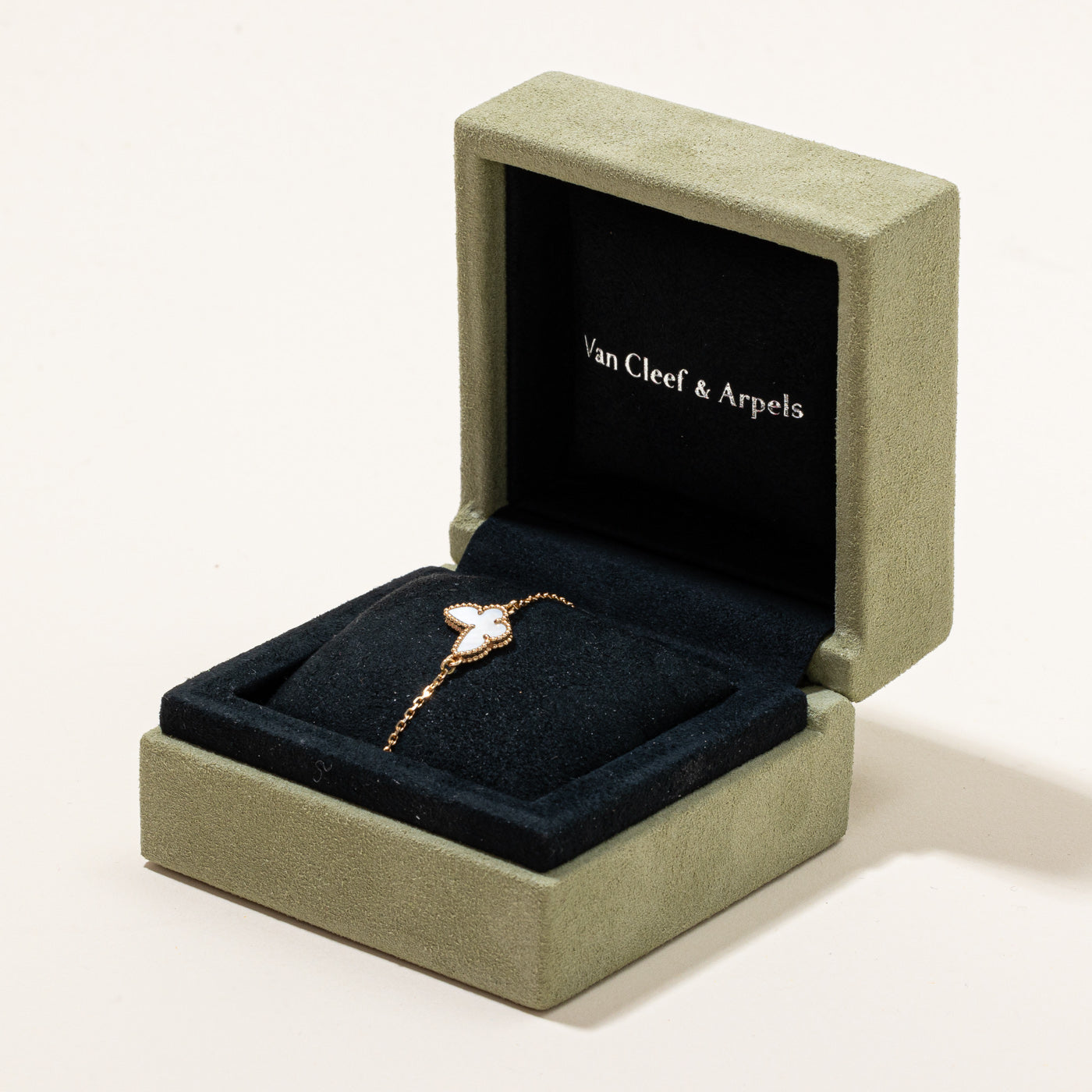'Van Cleef & Arpels' Sweet Butterflies Bracelet | 7" |