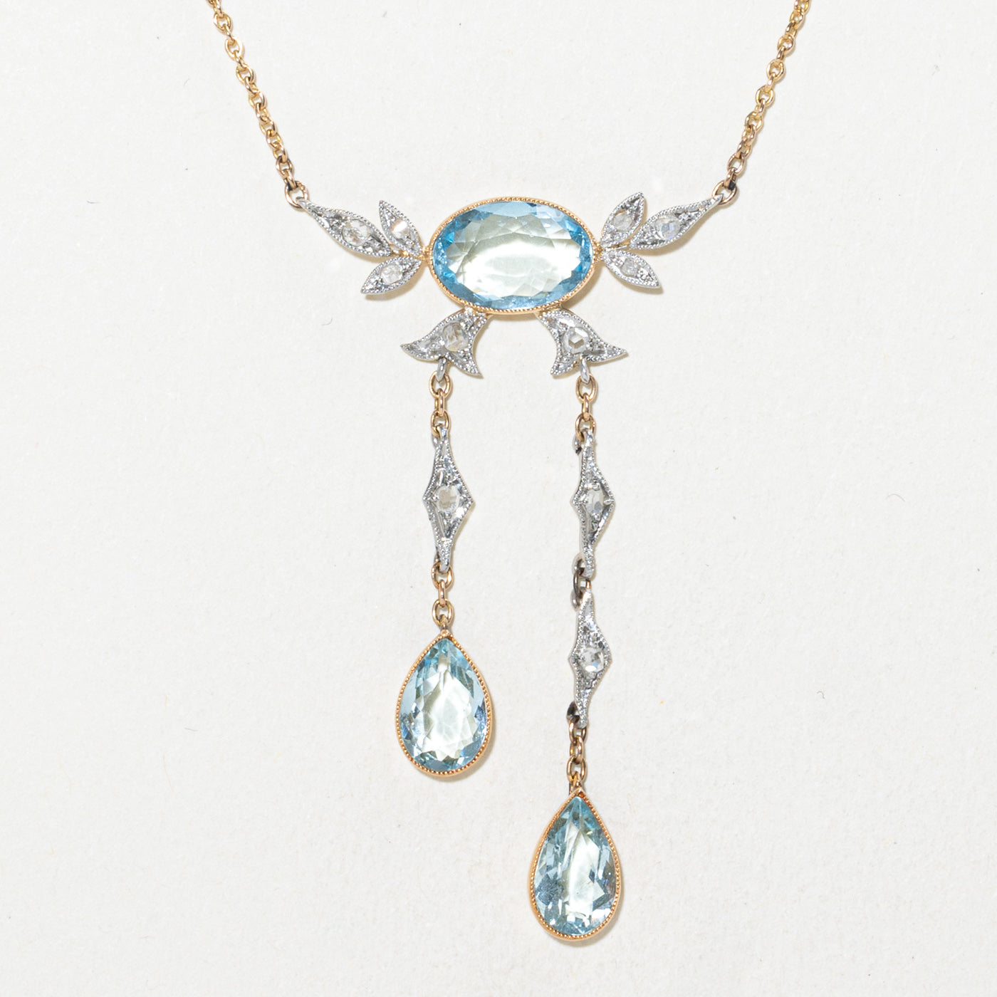 'D & M Davis' Art Deco Aquamarine & Diamond Necklace | 2.20ctw, 0.09ctw | 15.5"