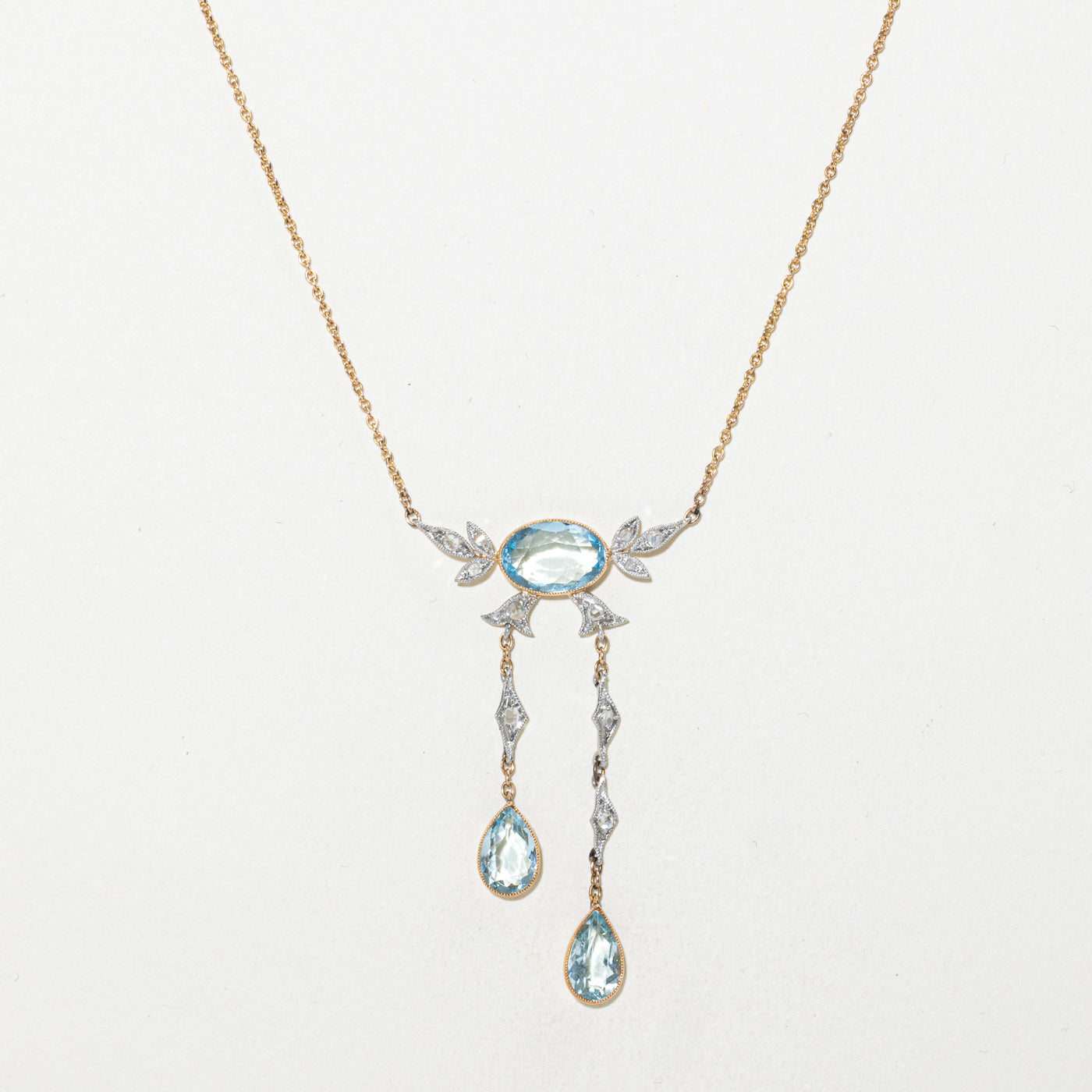 'D & M Davis' Art Deco Aquamarine & Diamond Necklace | 2.20ctw, 0.09ctw | 15.5"