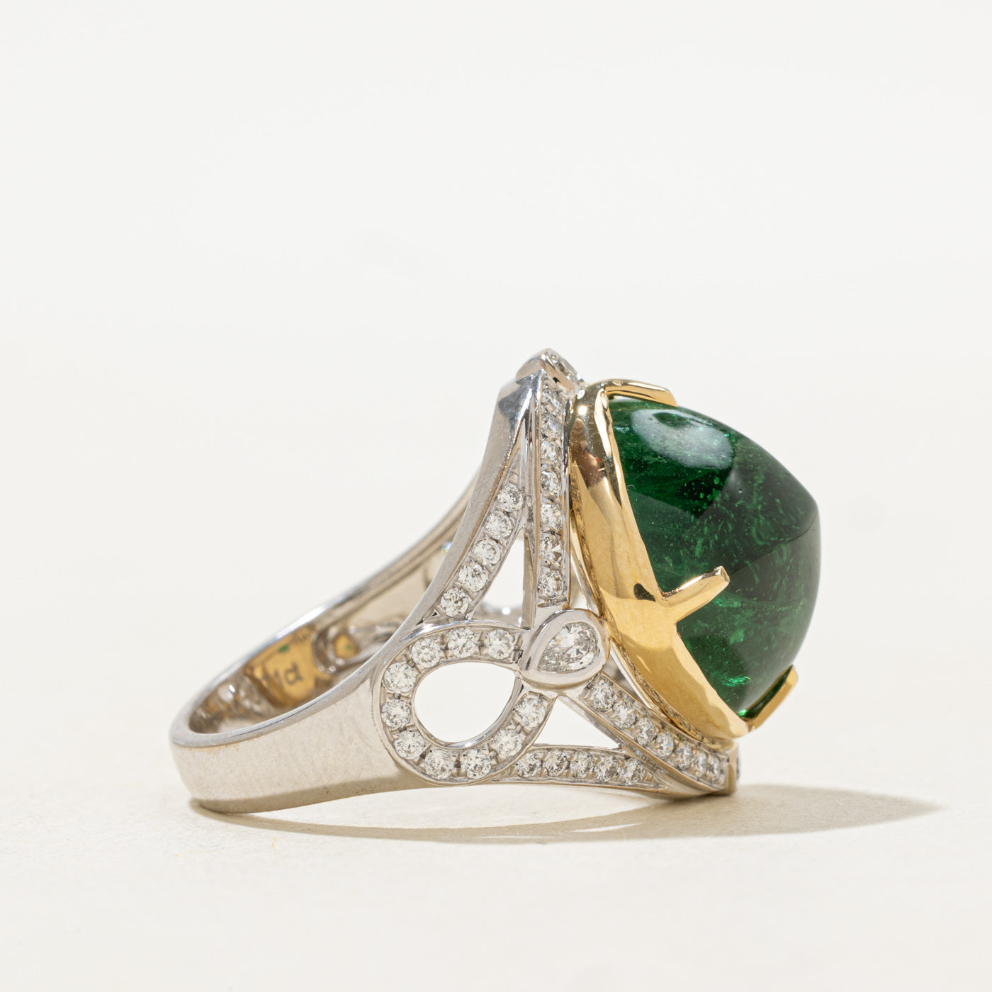 14.90ct GRS Untreated Sugerloaf Tsavorite Garnet & Diamond Ring | GRS 14.90ct | 0.71ctw | SZ 7