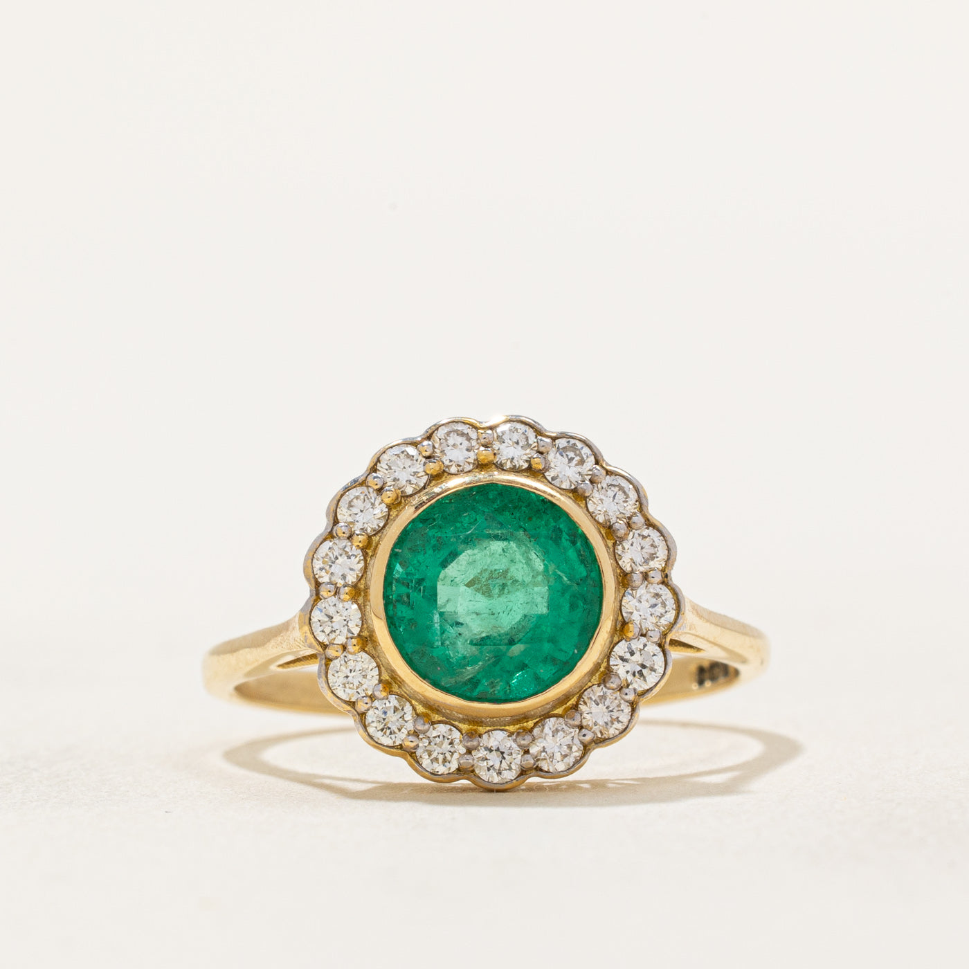 Vintage British-made natural Zambian Emerald & Diamond ring | 1.40ct, 0.34ctw | SZ 6.75 |