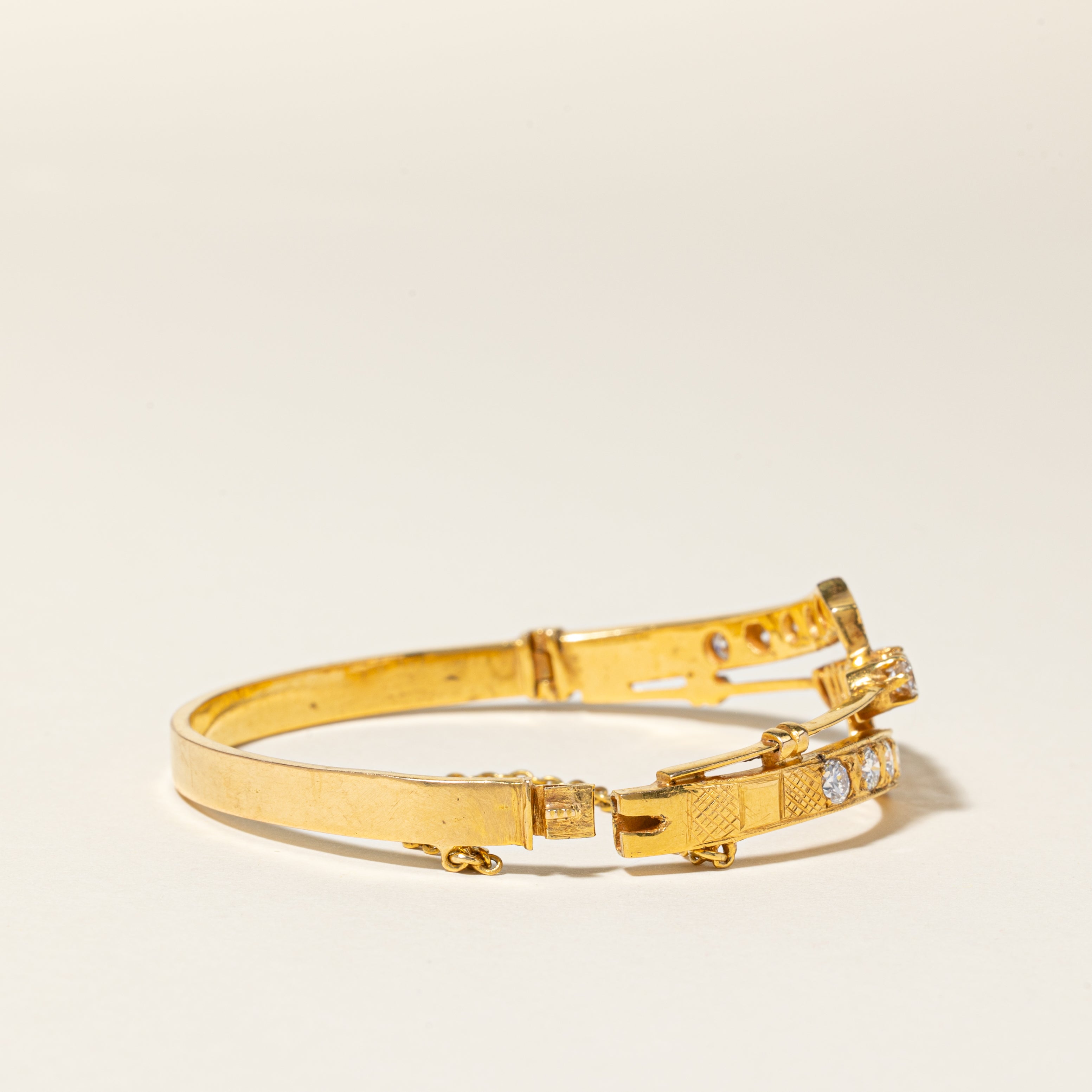 15K Yellow Gold Diamond Oval Shaped Bangle Bracelet | 2.67ctw | 7"