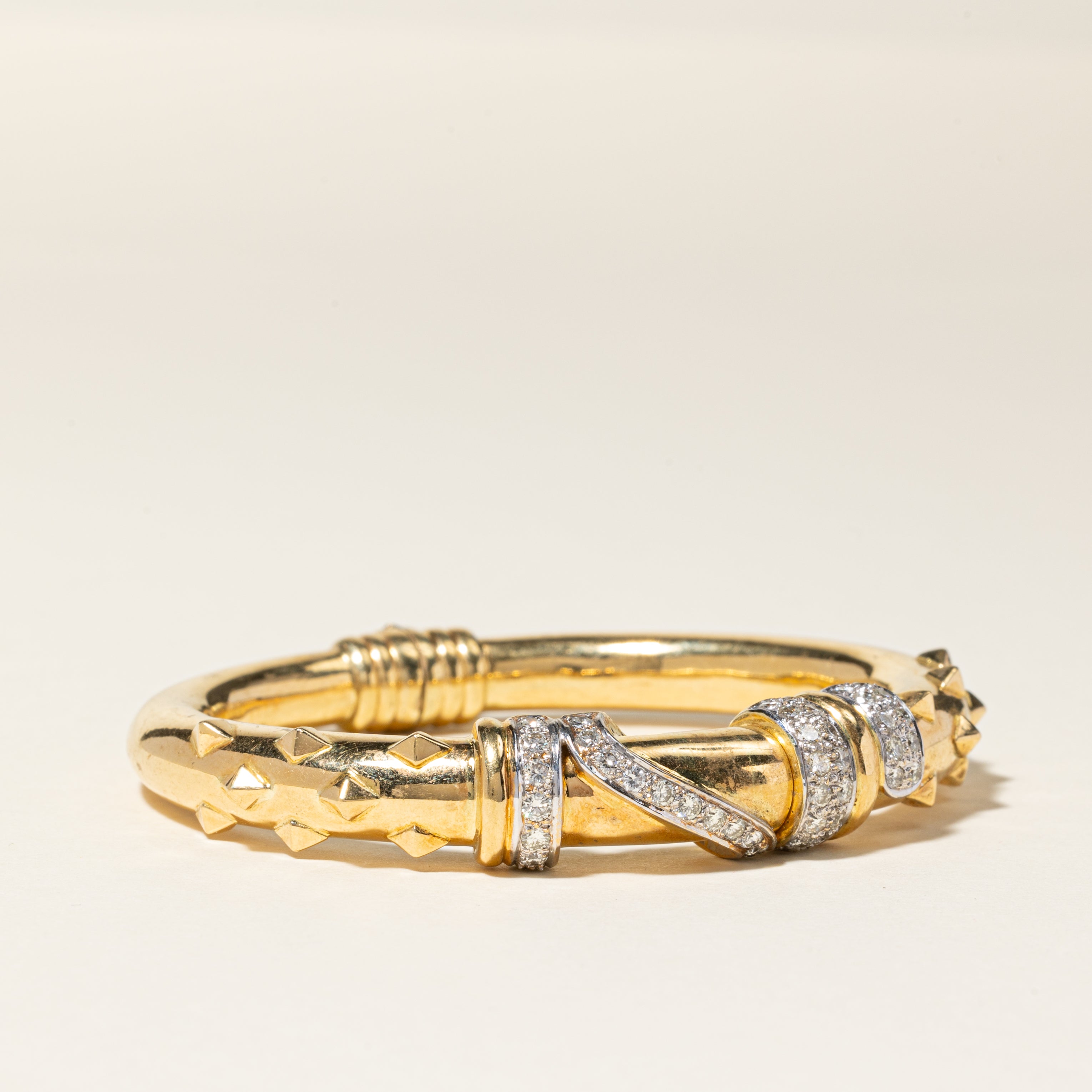 18K Yellow Gold Studded Design Bangle Diamond Bangle Bracelet | 1.54ctw | 6.5" |