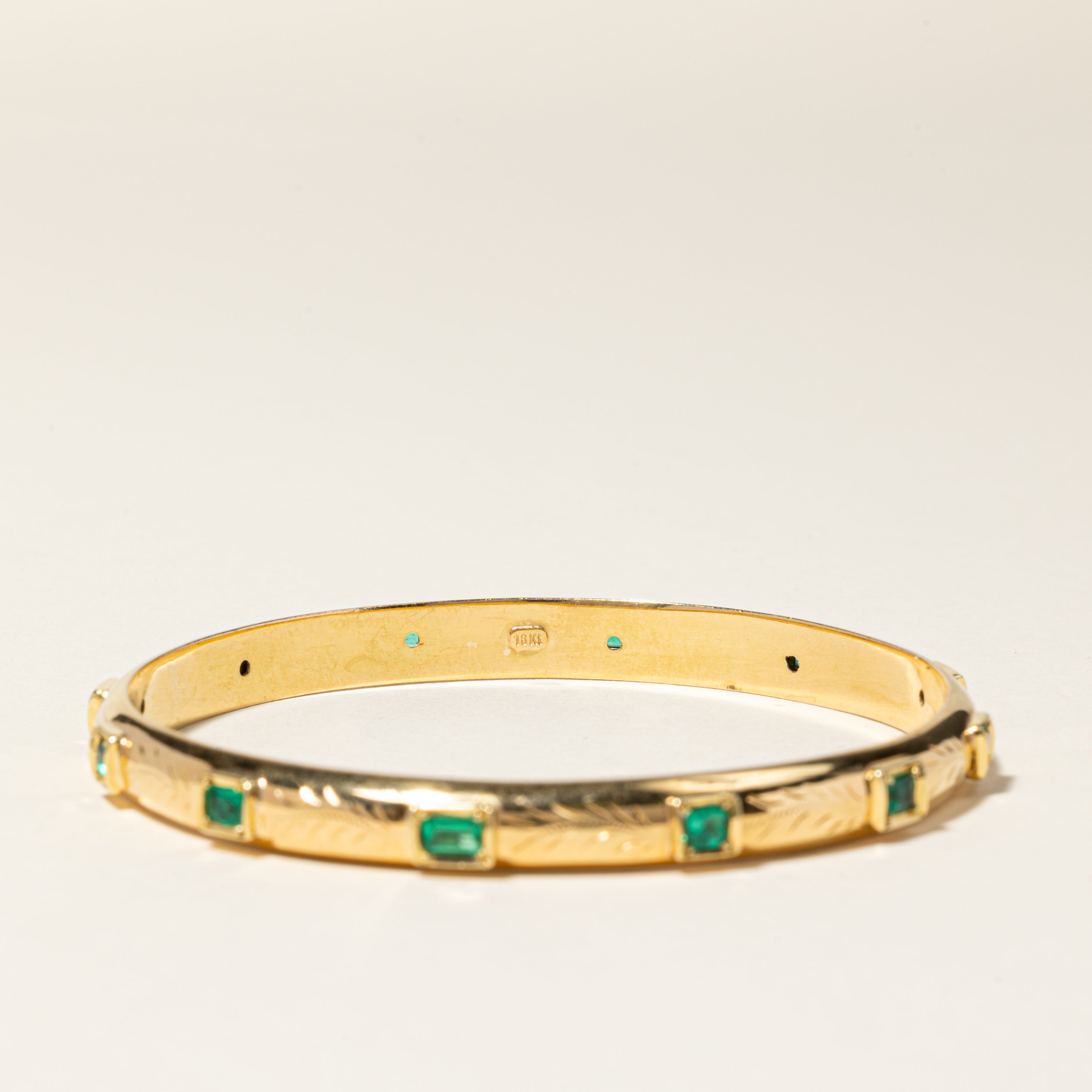 18K Yellow Gold Emerald Bangle | 1.93ctw | 7.75" |