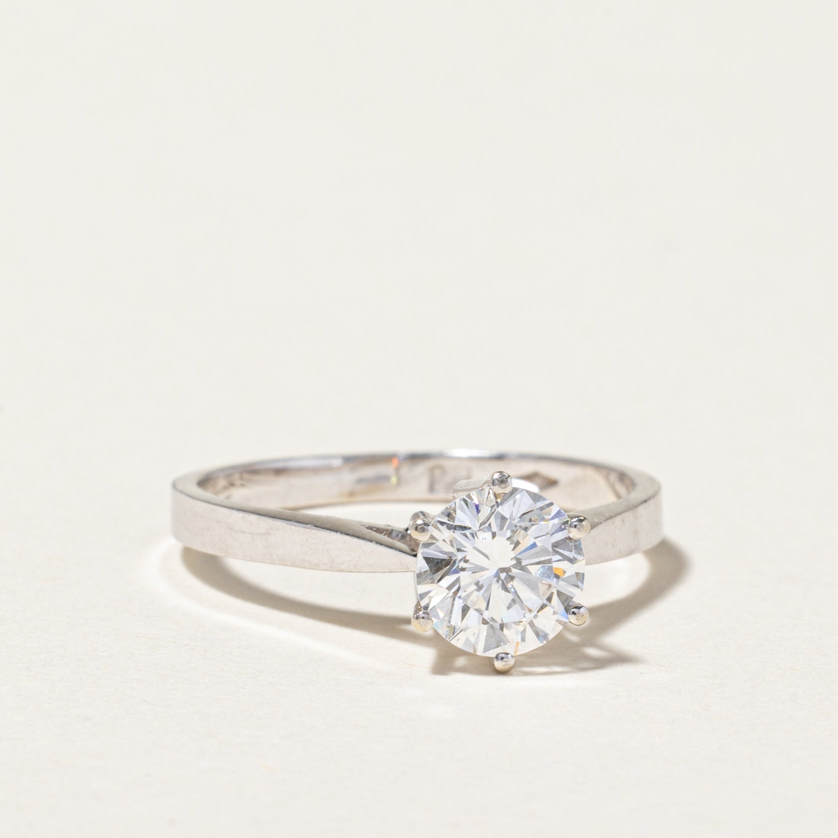 Bague de fiançailles solitaire en or blanc 18 carats avec diamant | 0,87 ct | Taille 5,25