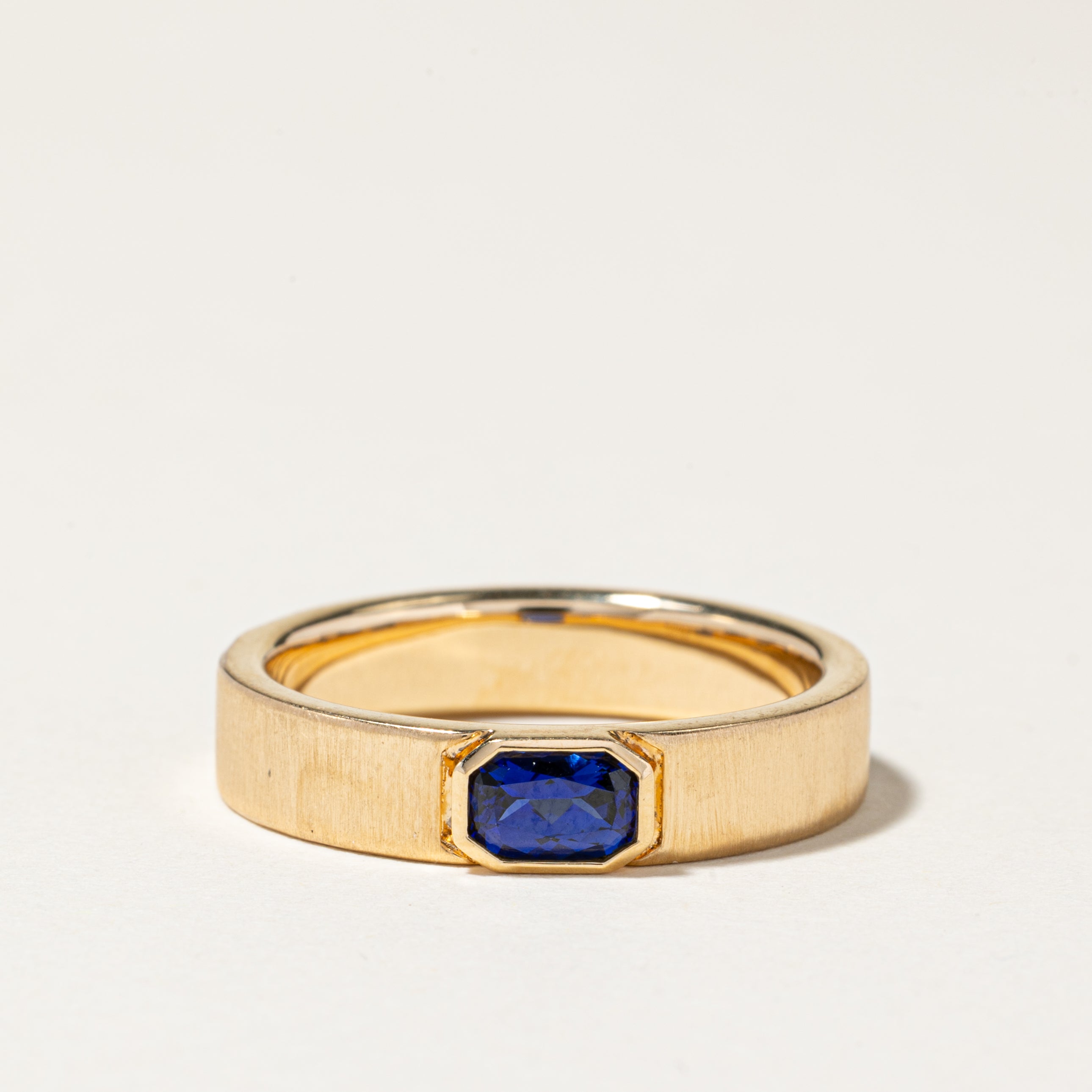18k East West Synthetic Sapphire Ring | 0.61ct | SZ 9.5