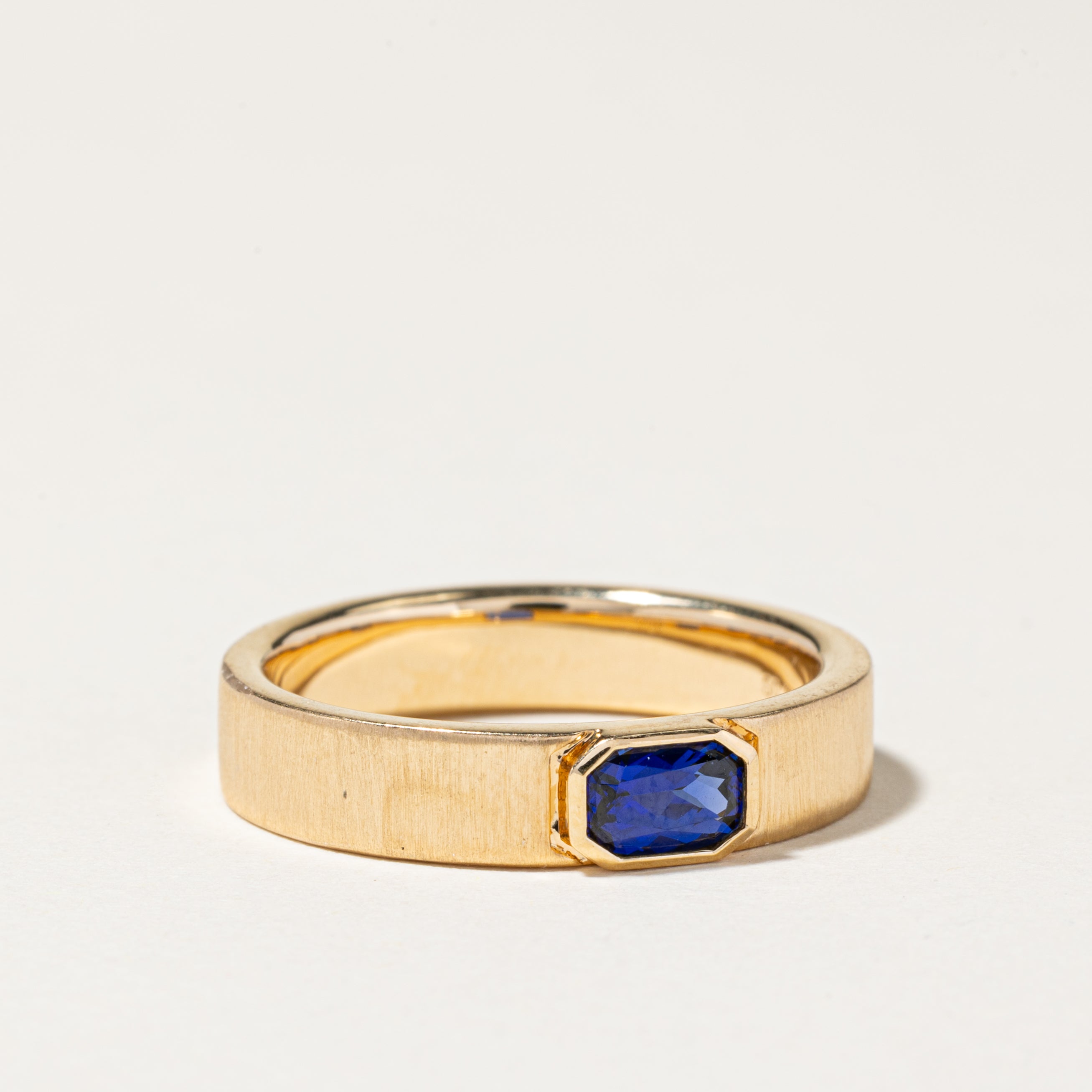 18k East West Synthetic Sapphire Ring | 0.61ct | SZ 9.5