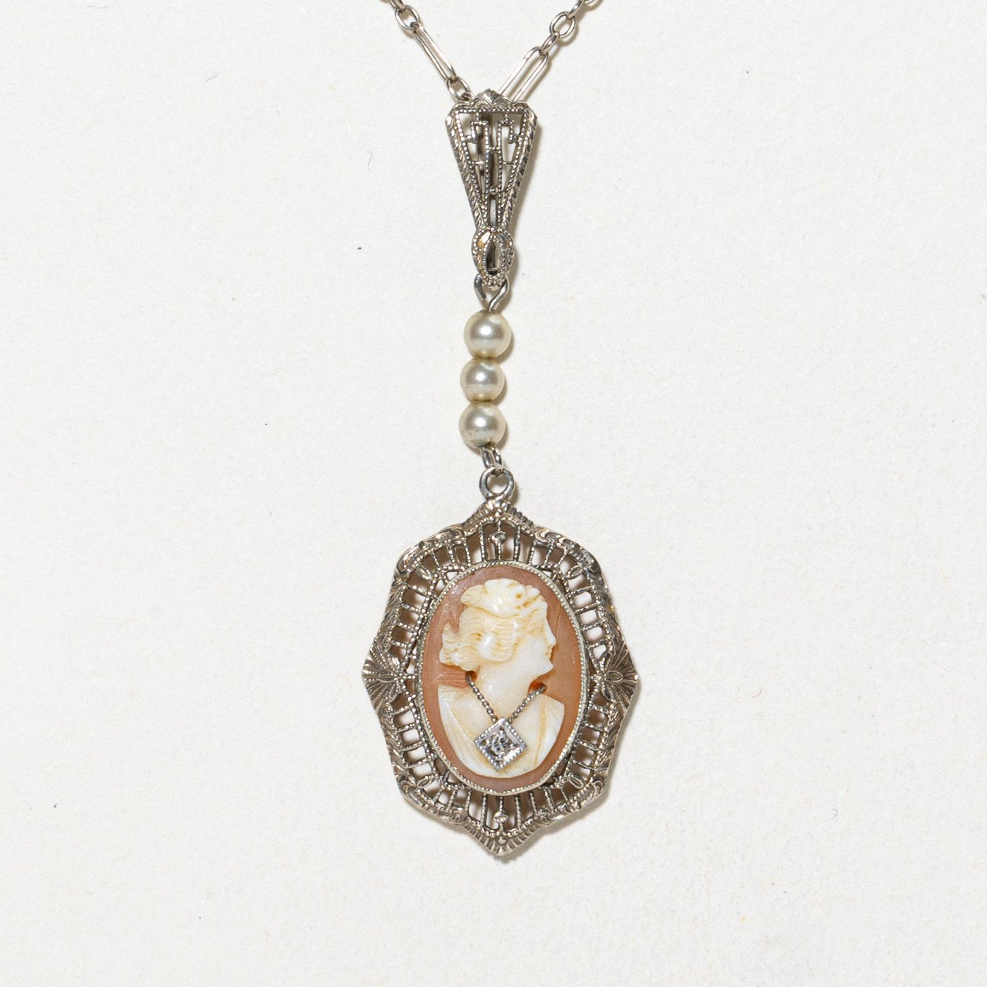 14K Necklace with Diamond Accents with Shell Cameo