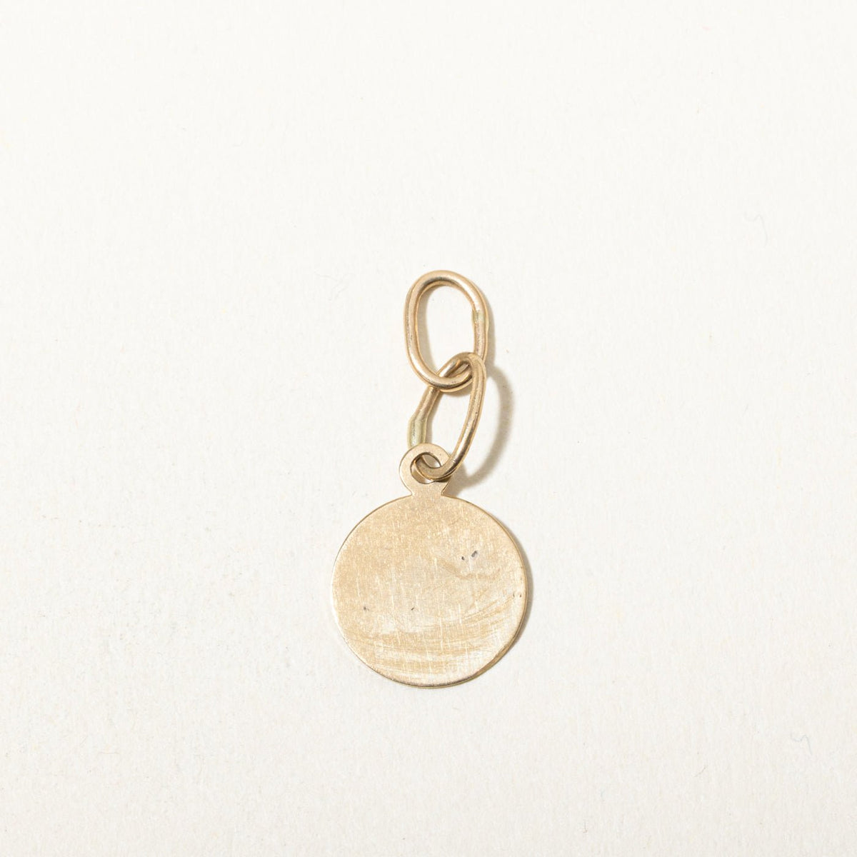 10k Yellow Gold Engraved Capricorn Zodiac Circle Pendant