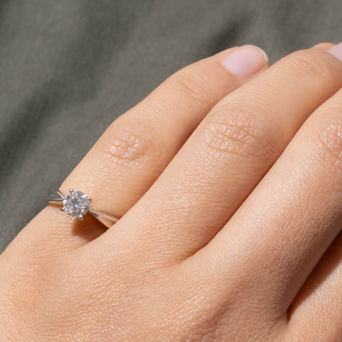 14k Solitaire Diamond Reverse Tapered Engagement Ring | 0.50ct I1 J | SZ 4