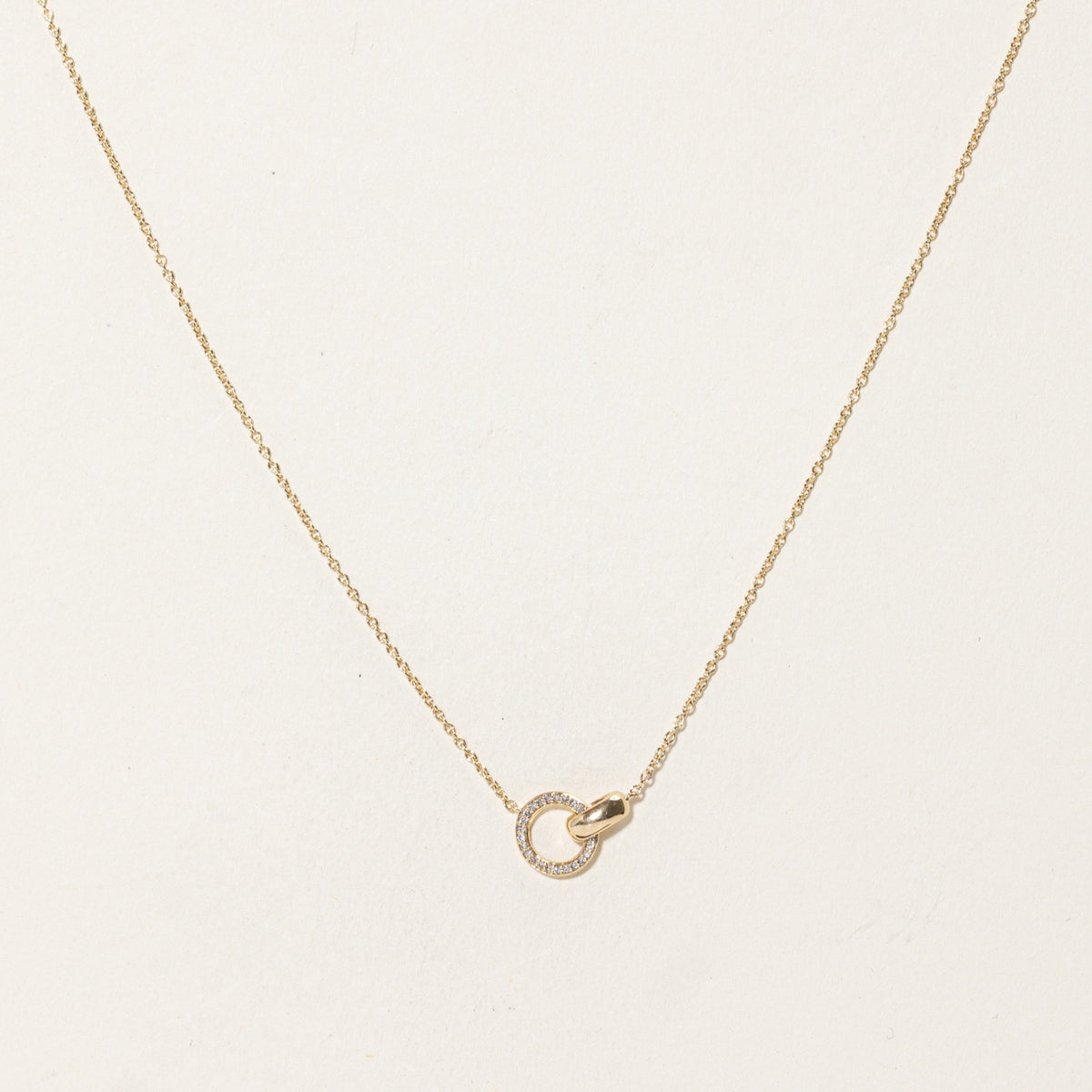 14k Eternity Diamond Interlocked Circles Pendant Necklace | 18"