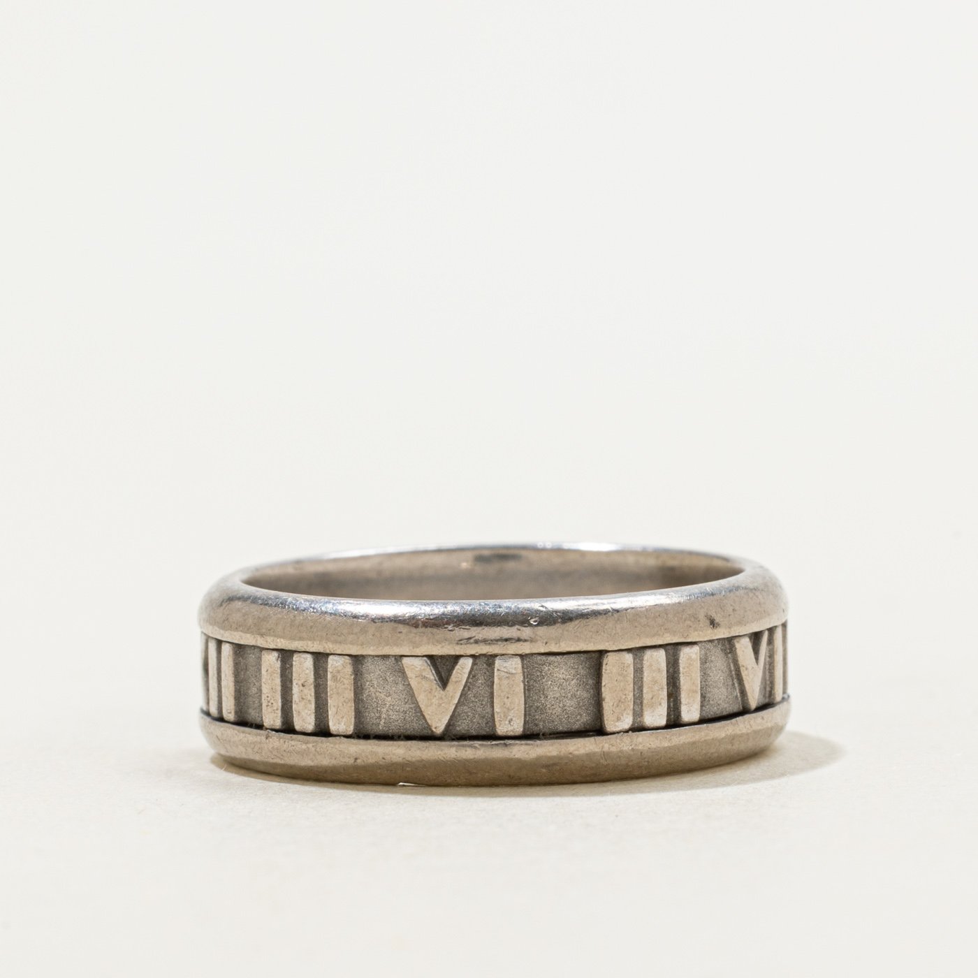 Tiffany & Co 18K Ring