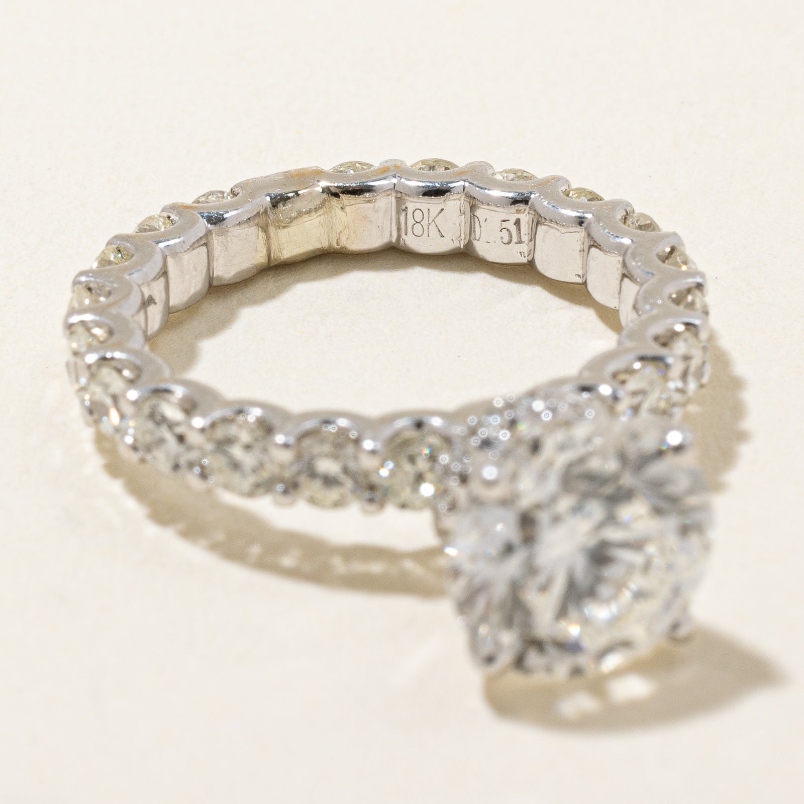 2.34ct GIA-graded Natural Diamond Engagement Ring | GIA 2.34ct VS1 G Ex | 3.62ctw | SZ 4 |