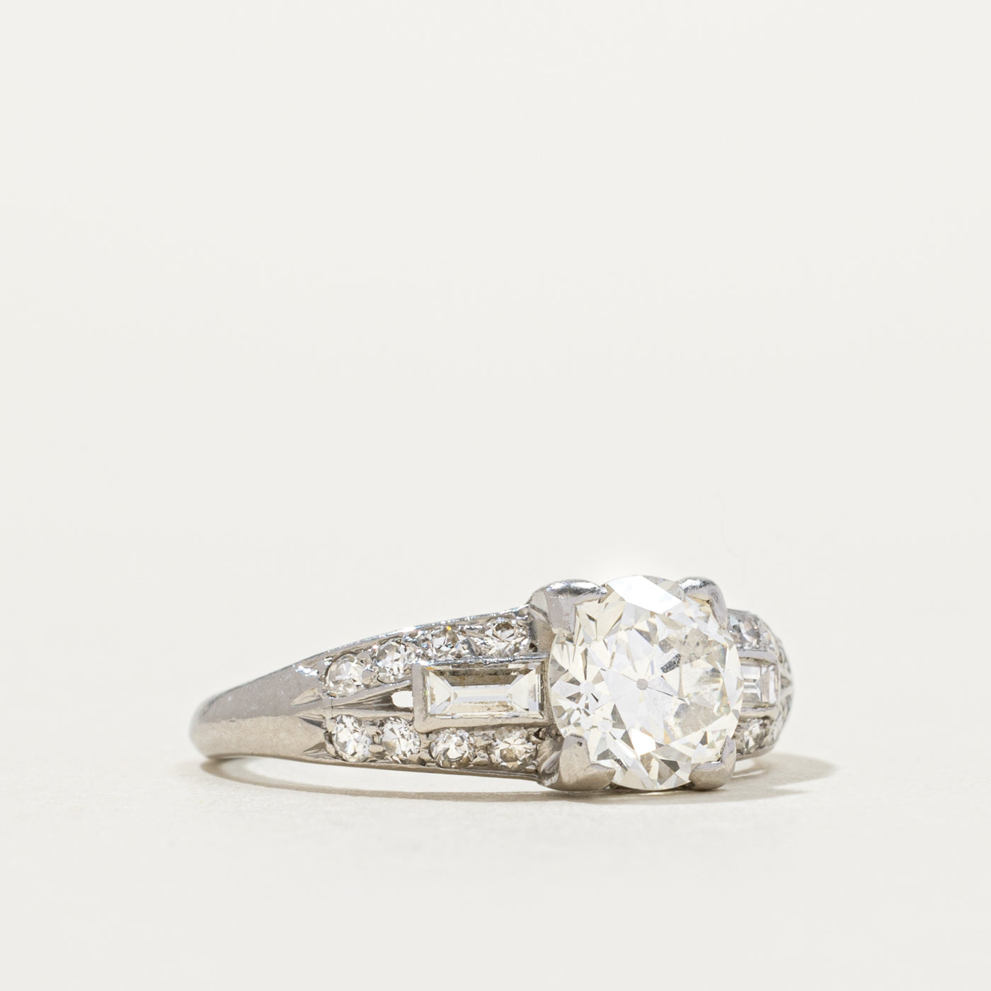 PRIX Bague géométrique Art Déco en platine 950 et diamants (réf. 801-720) | 0,30 ct | Taille 5,5