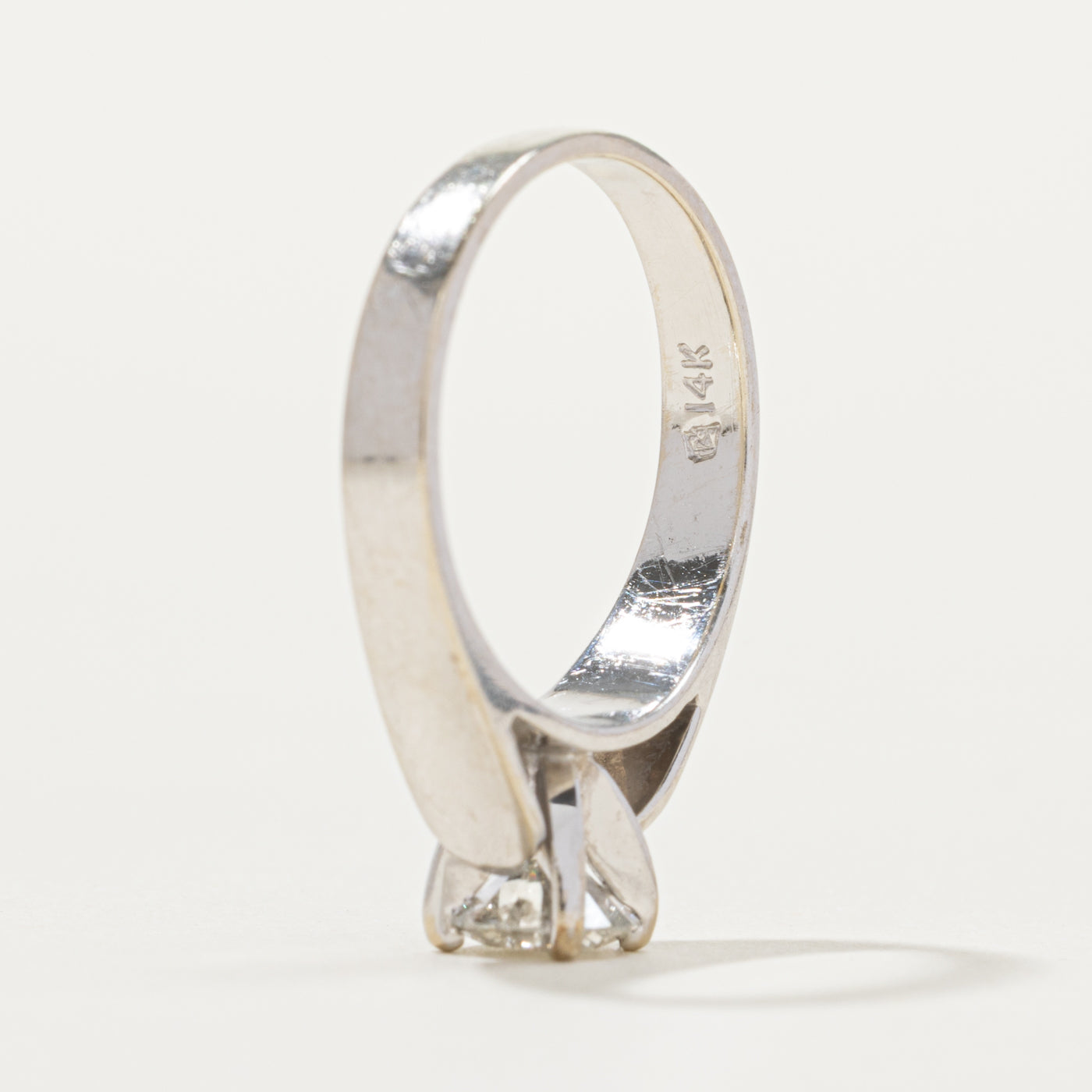 Bague en or blanc 14 carats (801-723) avec diamant | Taille 4,75