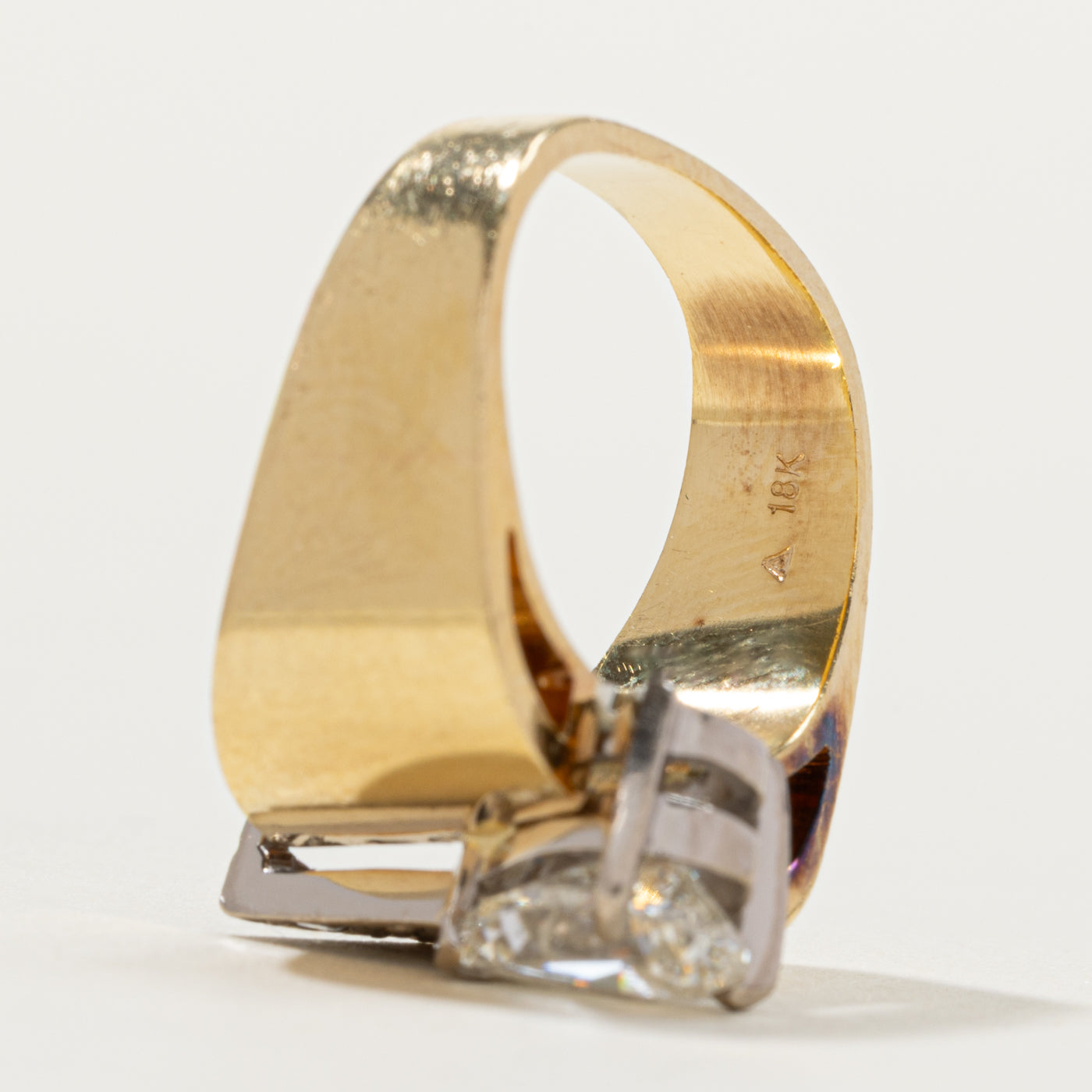 18k Pear Cut Diamond Accented Chunky Ring | 1.33ct I1 H, 0.36ctw | SZ 5.0