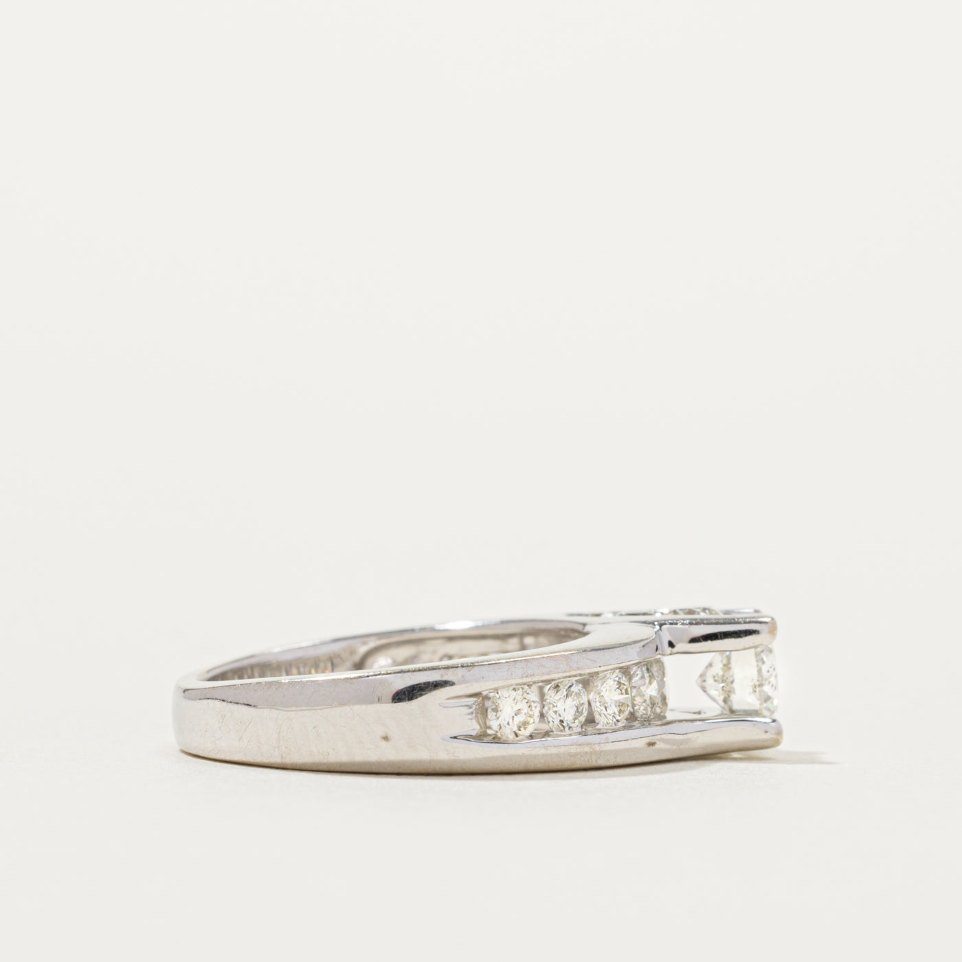 14k Round Brilliant Diamond Accented Engagement Ring | 0.57ct I1 I, 0.69ctw | SZ 5.5