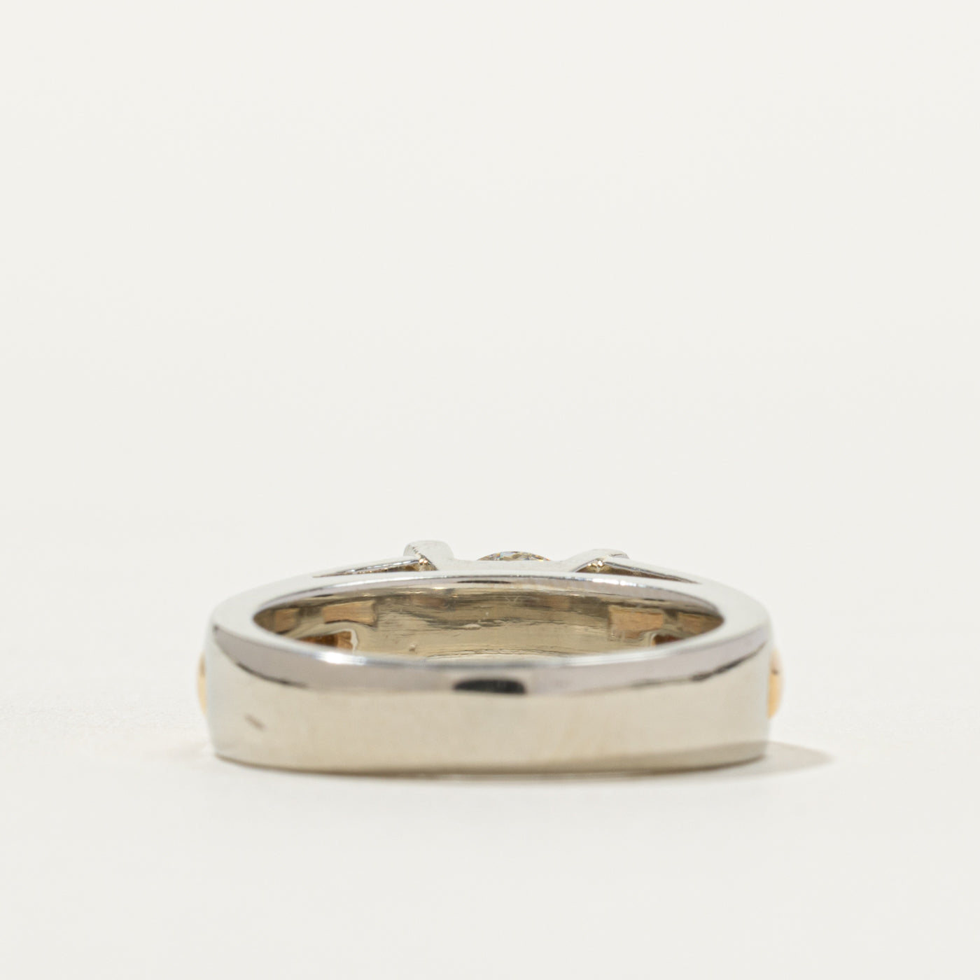 Bague en or 14 carats, modèle 801-744, bicolore et sertie de diamants | Taille 4,25