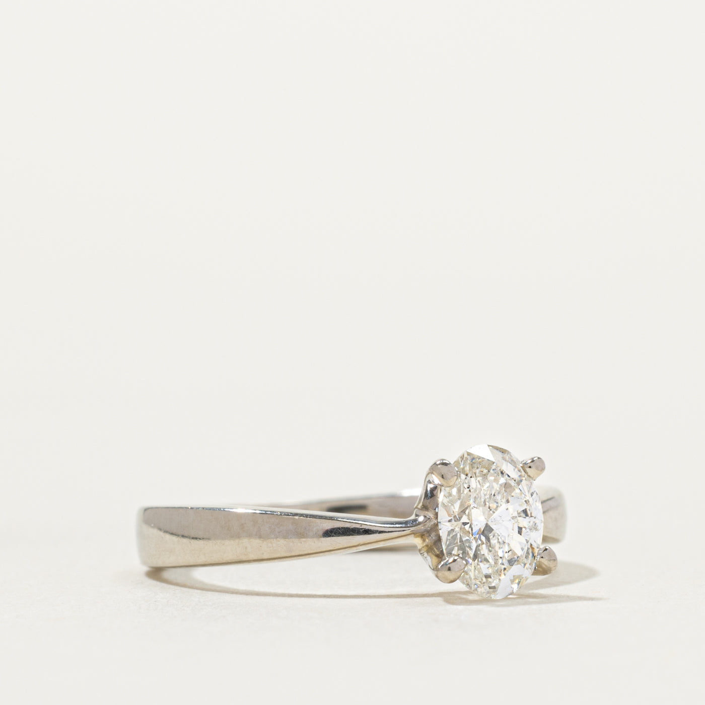 Bague en or blanc 14 carats (801-753) avec diamant | Taille 4,75