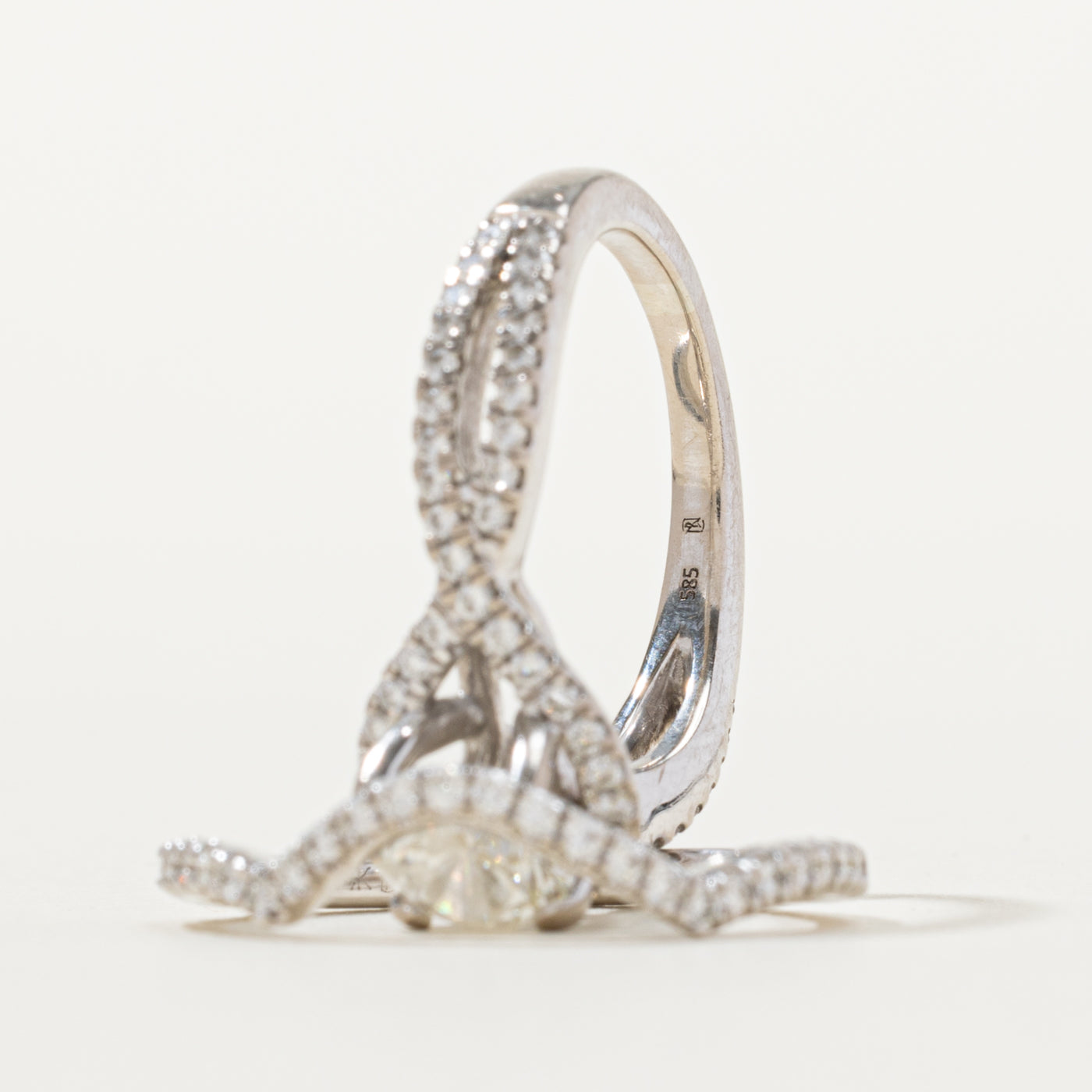 GIA Diamond Halo Wedding Ring Set | GIA 0.84ct VS2 I Ex, 0.48ctw | SZ 4.25