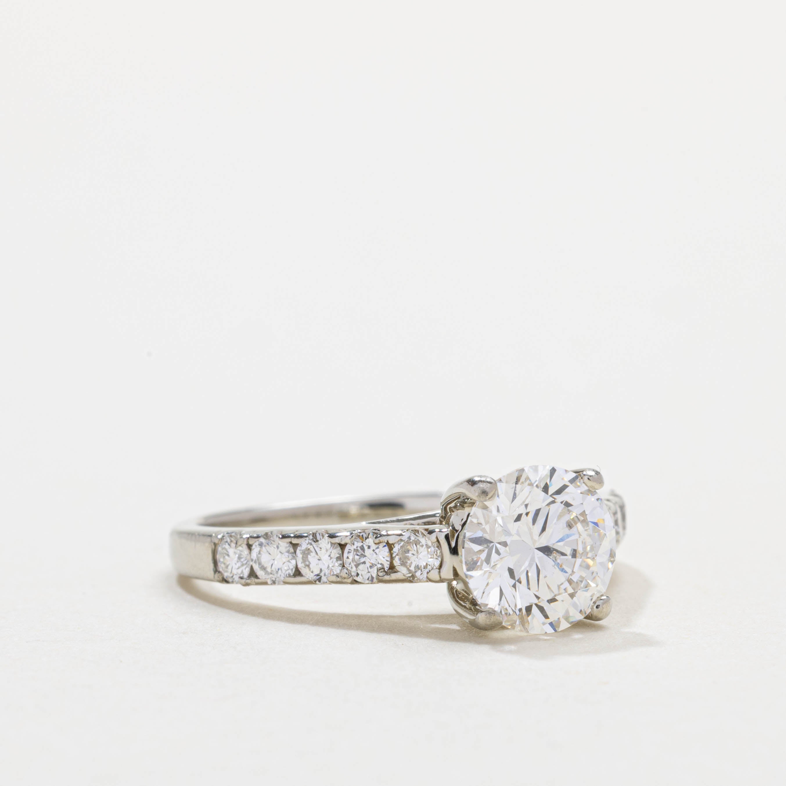 Bague de fiançailles en diamant certifiée GIA | 1,03 ct VVS1 K Ex, 0,43 ct au total | Taille 5,75